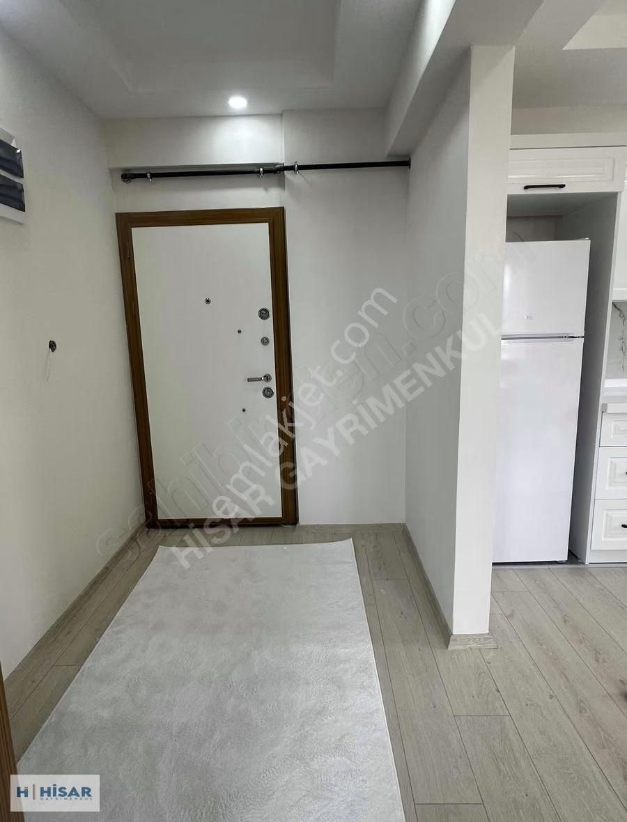 Hisar'dan Körfez'de Deniz Manzaralı Tramvaya Yakın Eşyalı 1+1 - Görsel 6