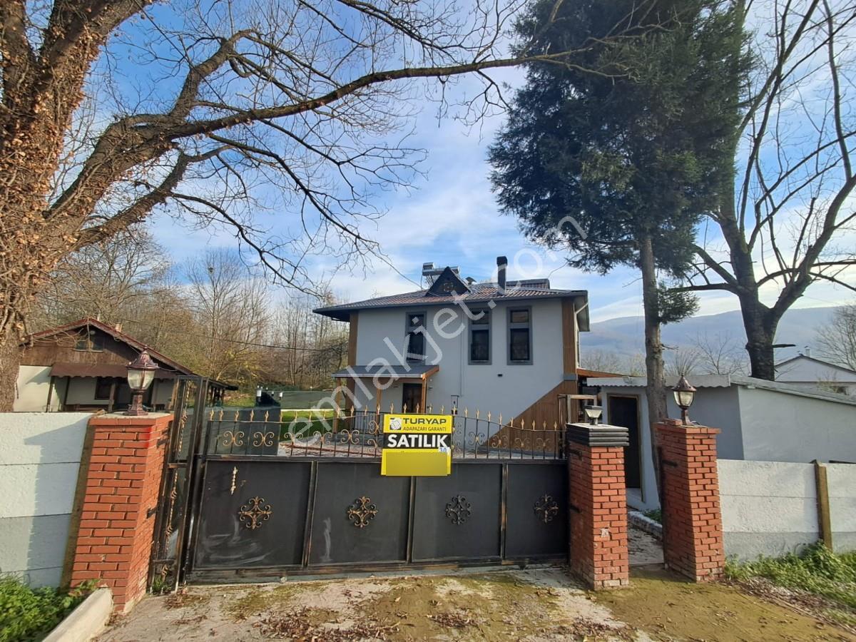 Sakarya-hendek-yeşilvadide İki Katlı Verandalı Müstakil Ev - Görsel 20