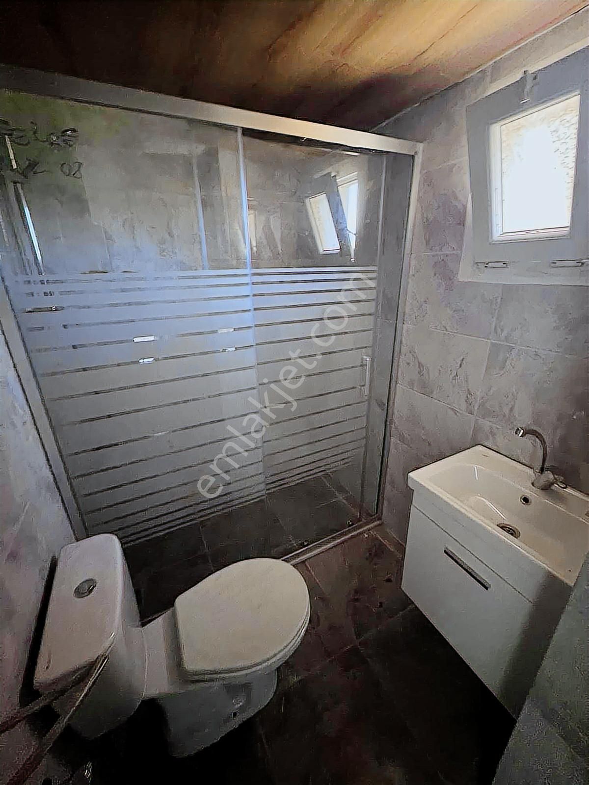 Gümüldür'de Denize 450m Yakınlıkta 2+1 Villa 132.5m2 Arsa İçinde - Görsel 23