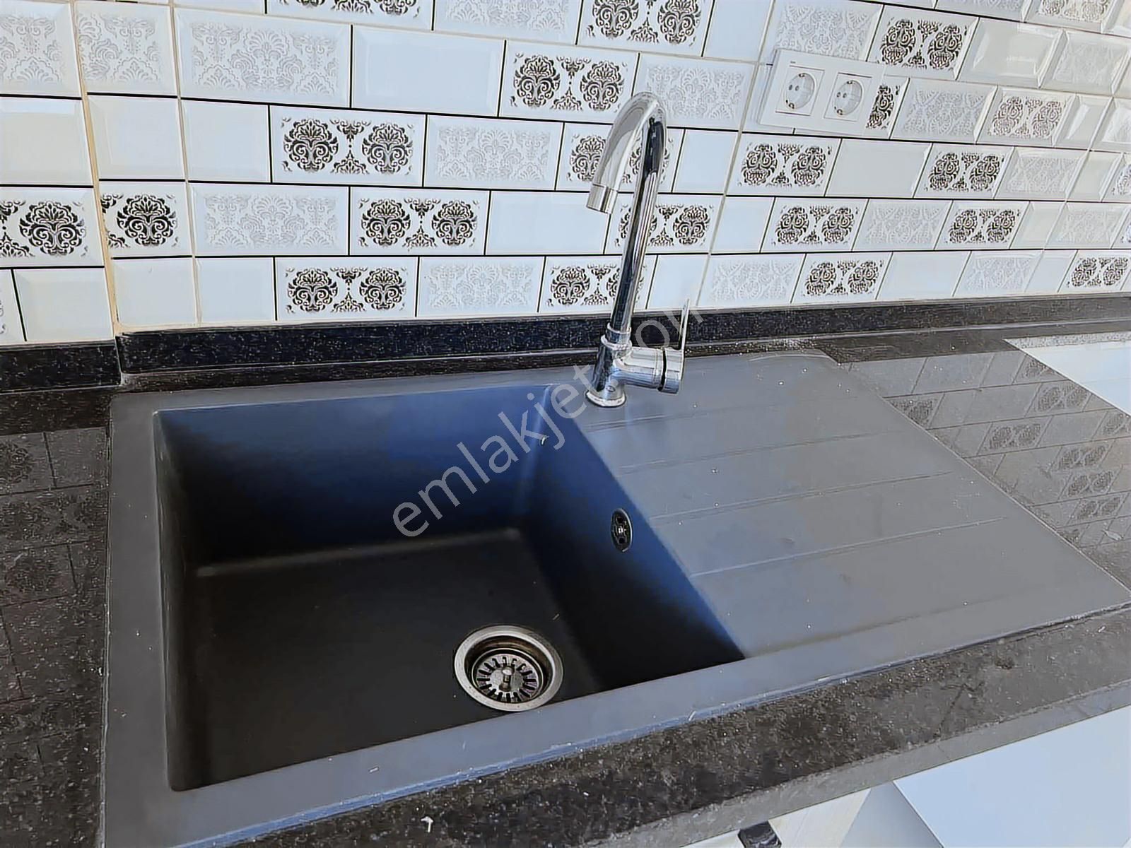 Gümüldür'de Denize 450m Yakınlıkta 2+1 Villa 132.5m2 Arsa İçinde - Görsel 33