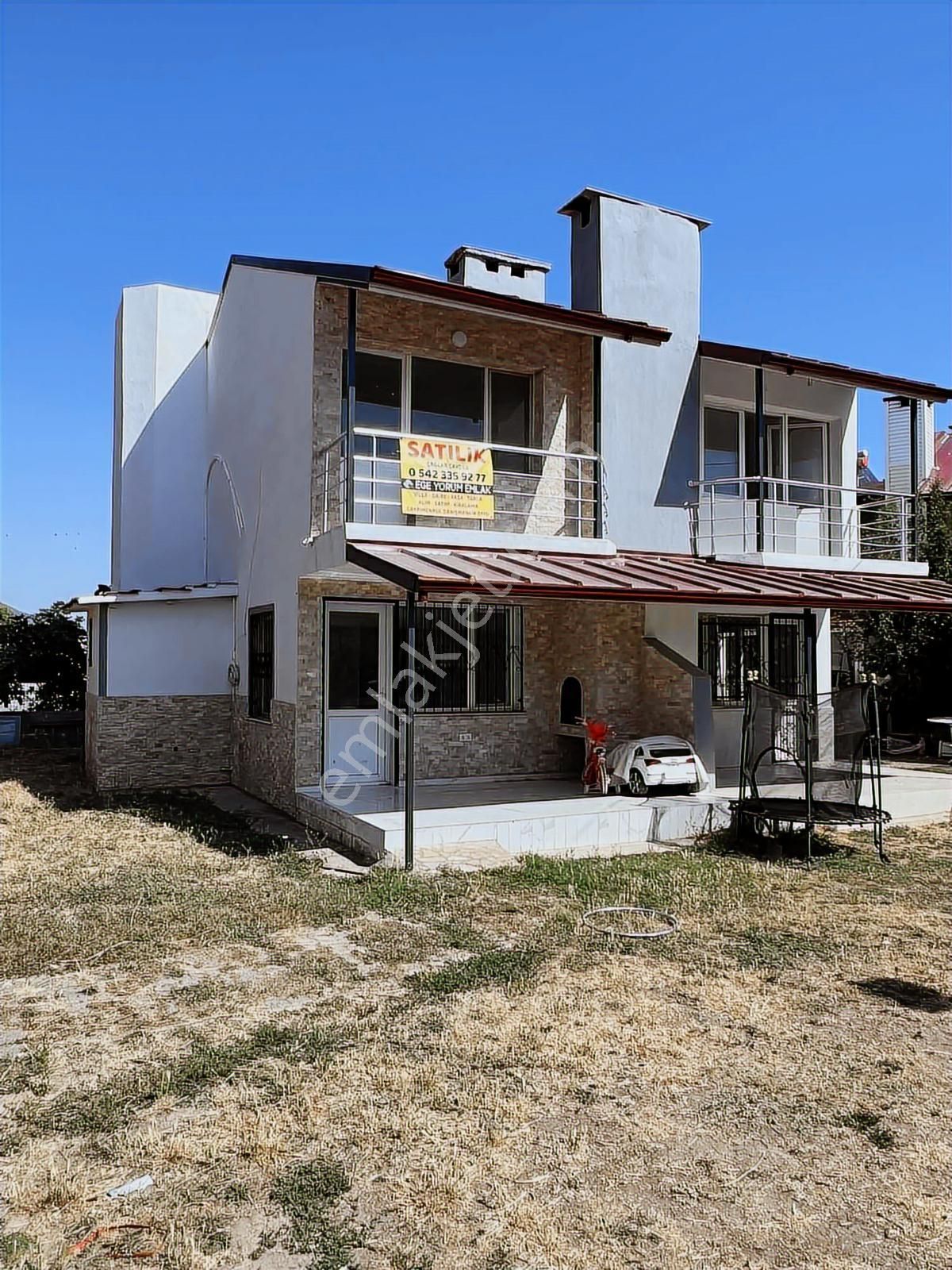 Gümüldür'de Denize 450m Yakınlıkta 2+1 Villa 132.5m2 Arsa İçinde - Görsel 27