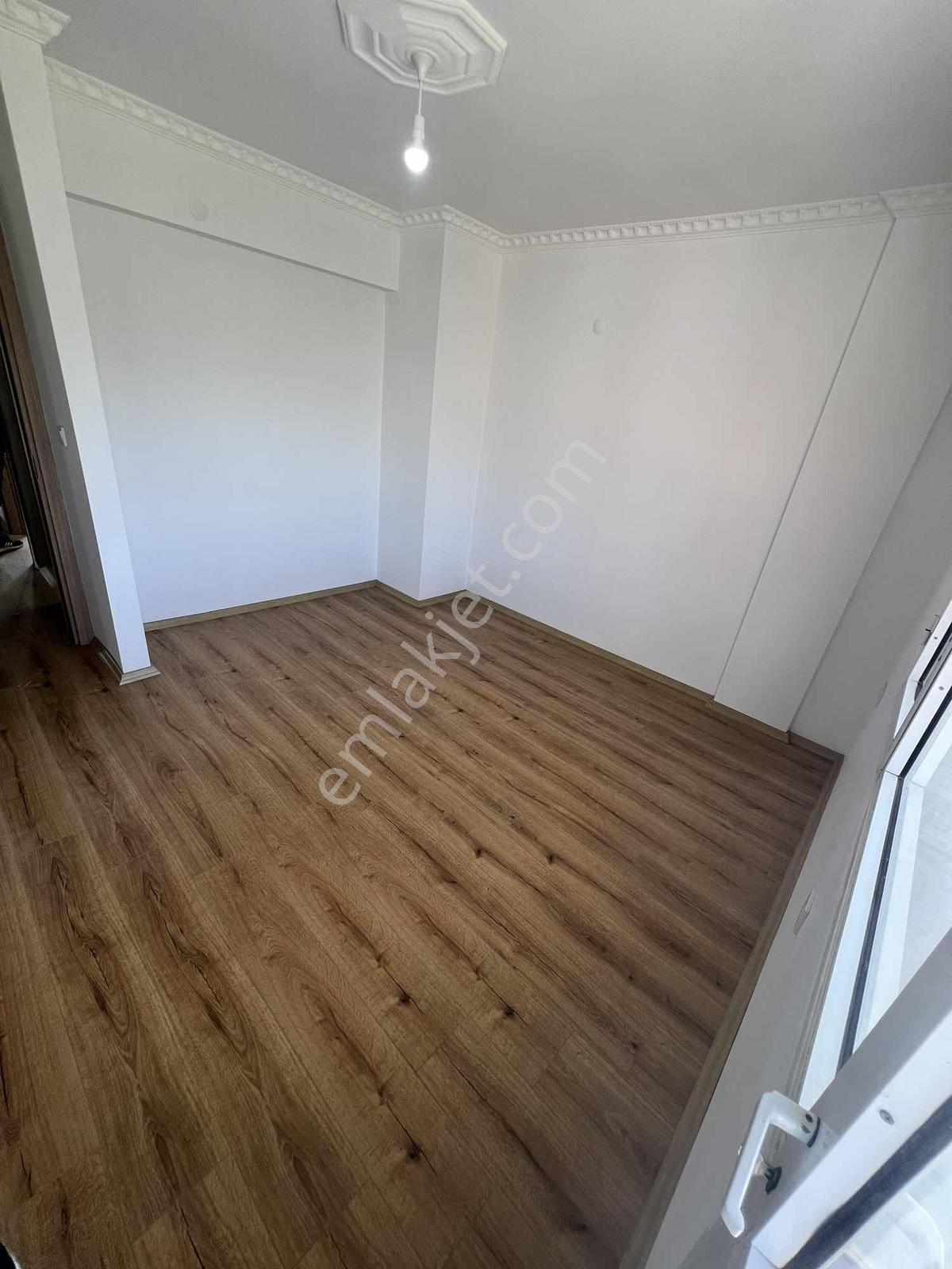 Çok Acill Denize 450m Yakınlıkta 2+1 Villa Arsa İçinde - Görsel 13
