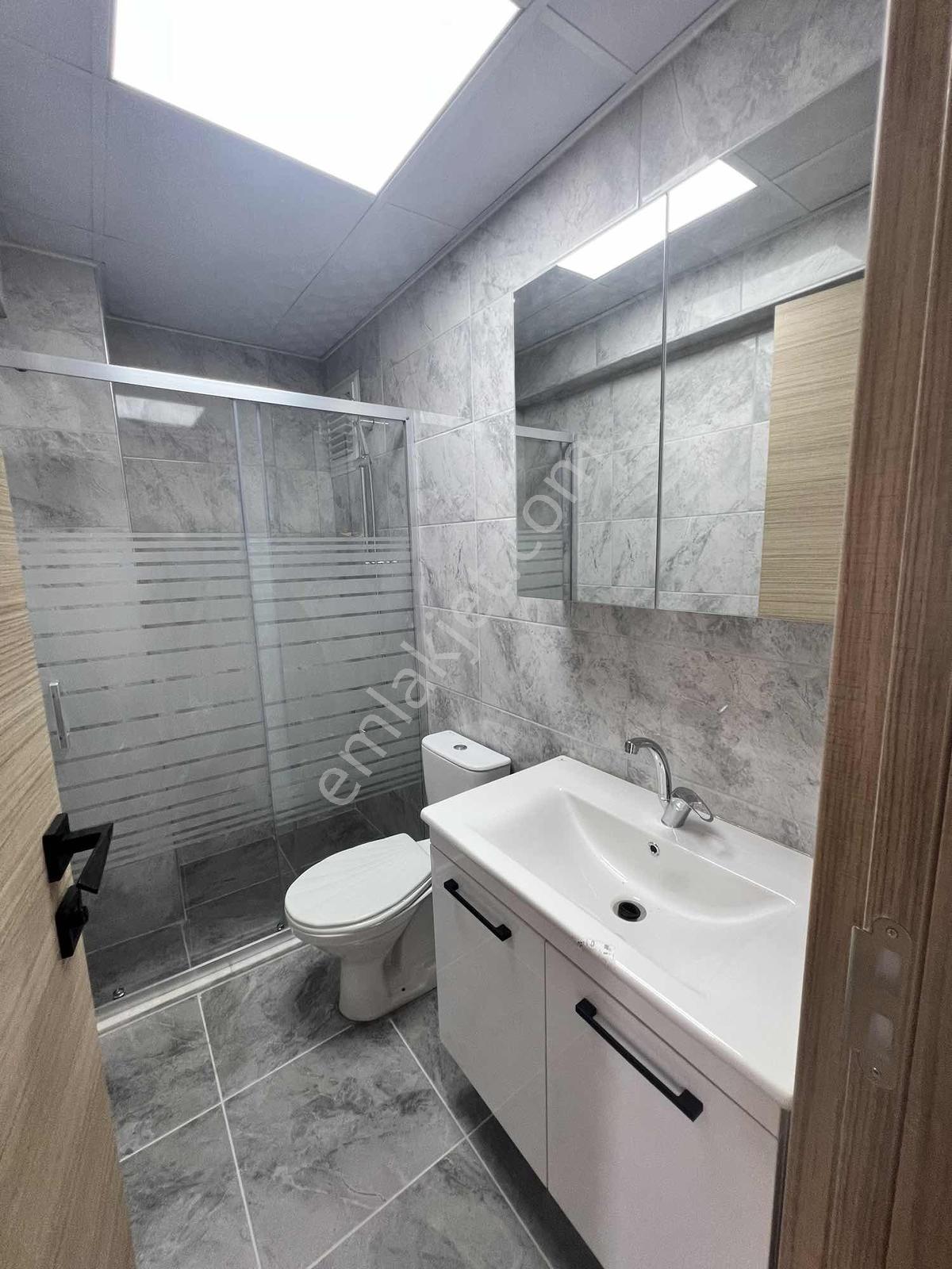 Çok Acill Denize 450m Yakınlıkta 2+1 Villa Arsa İçinde - Görsel 2