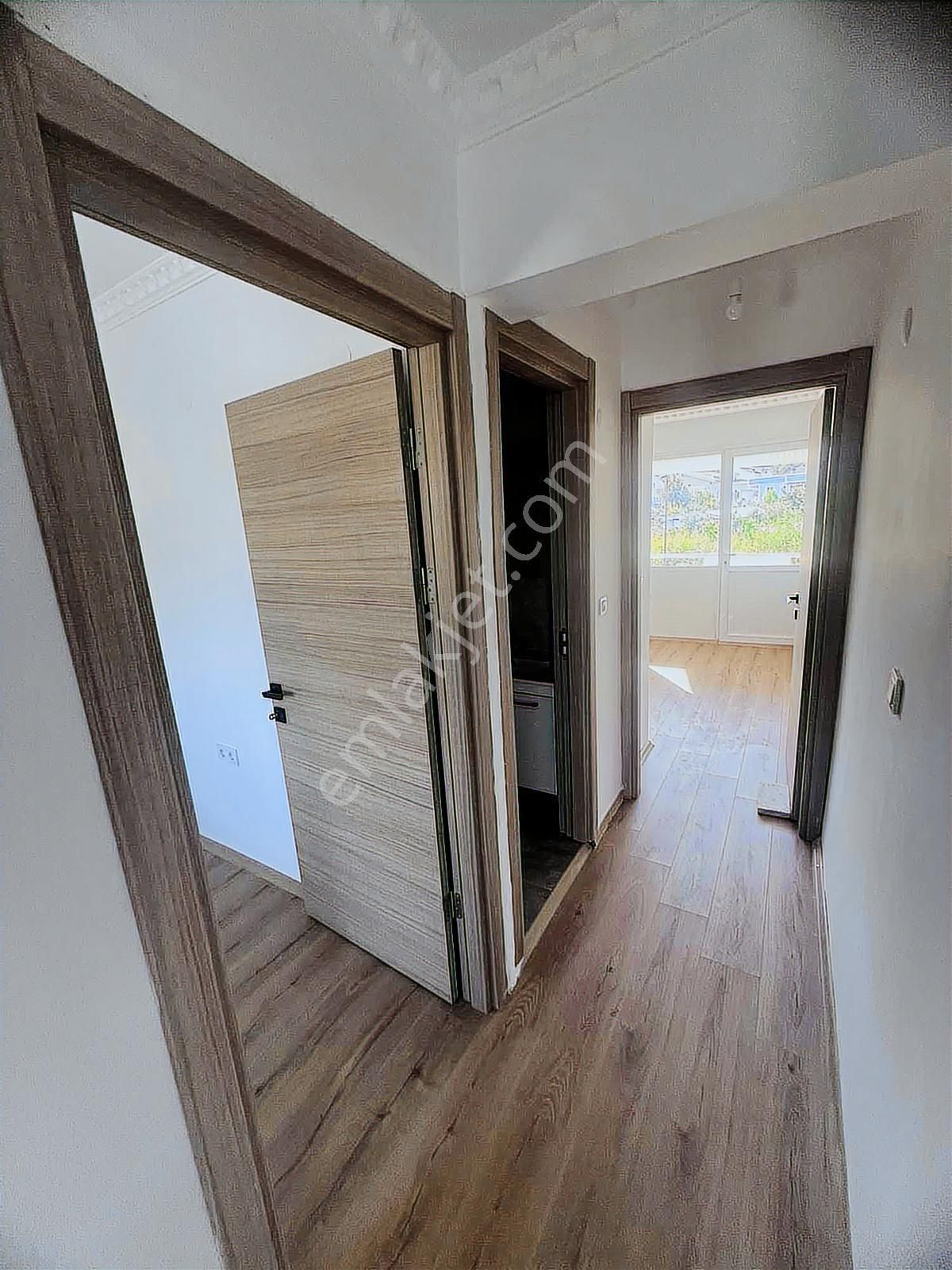 Gümüldür'de Denize 450m Yakınlıkta 2+1 Villa 132.5m2 Arsa İçinde - Görsel 35