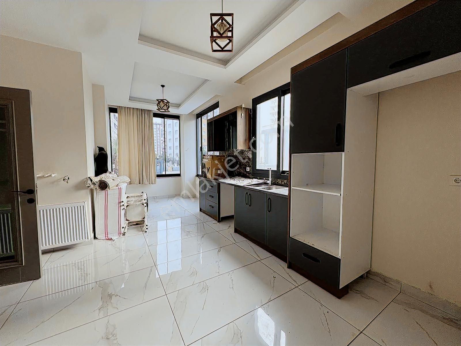 Ceo Gruptan Mezitli'de Satılık 3+1 Site İçi Daire - Görsel 10