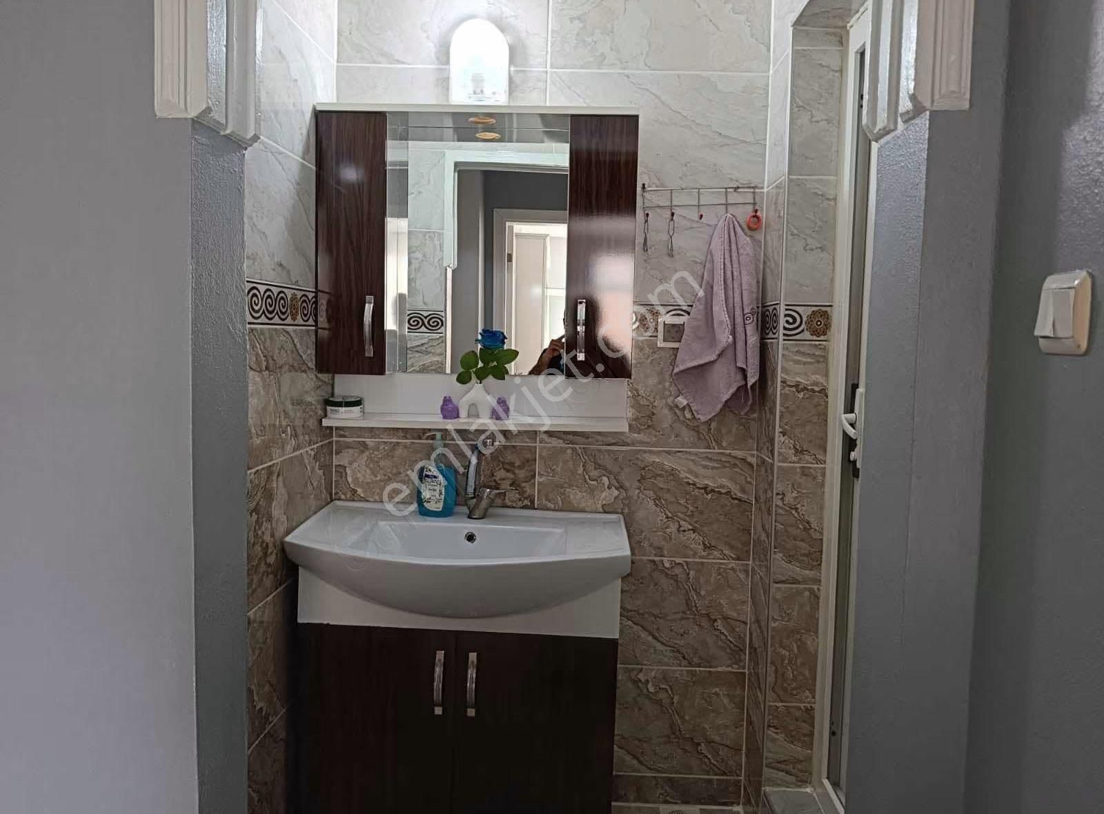 Deniz'den Komple Satılık 3 Katlı - Görsel 4