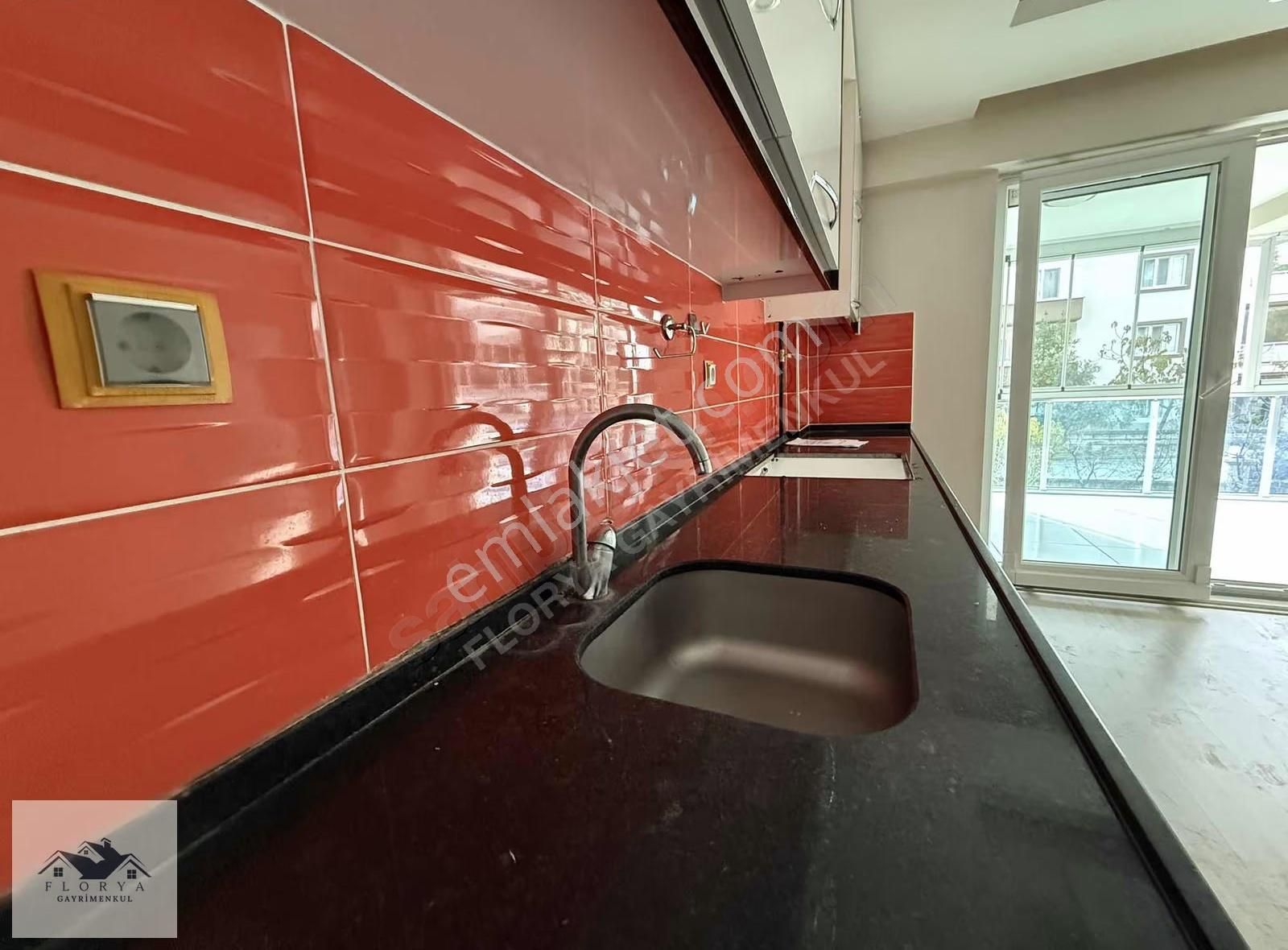 Adalette Kiralık Geniş Daire - Görsel 10