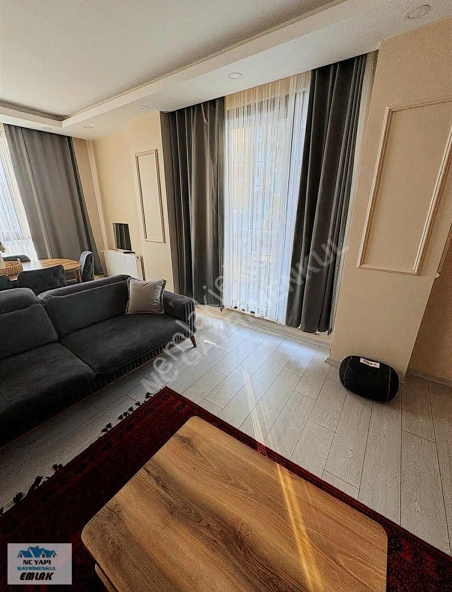 Nc Emlakdan Satılık Çekmeköyde Golden Sitesinde İçi Özel Tasarım - Görsel 10