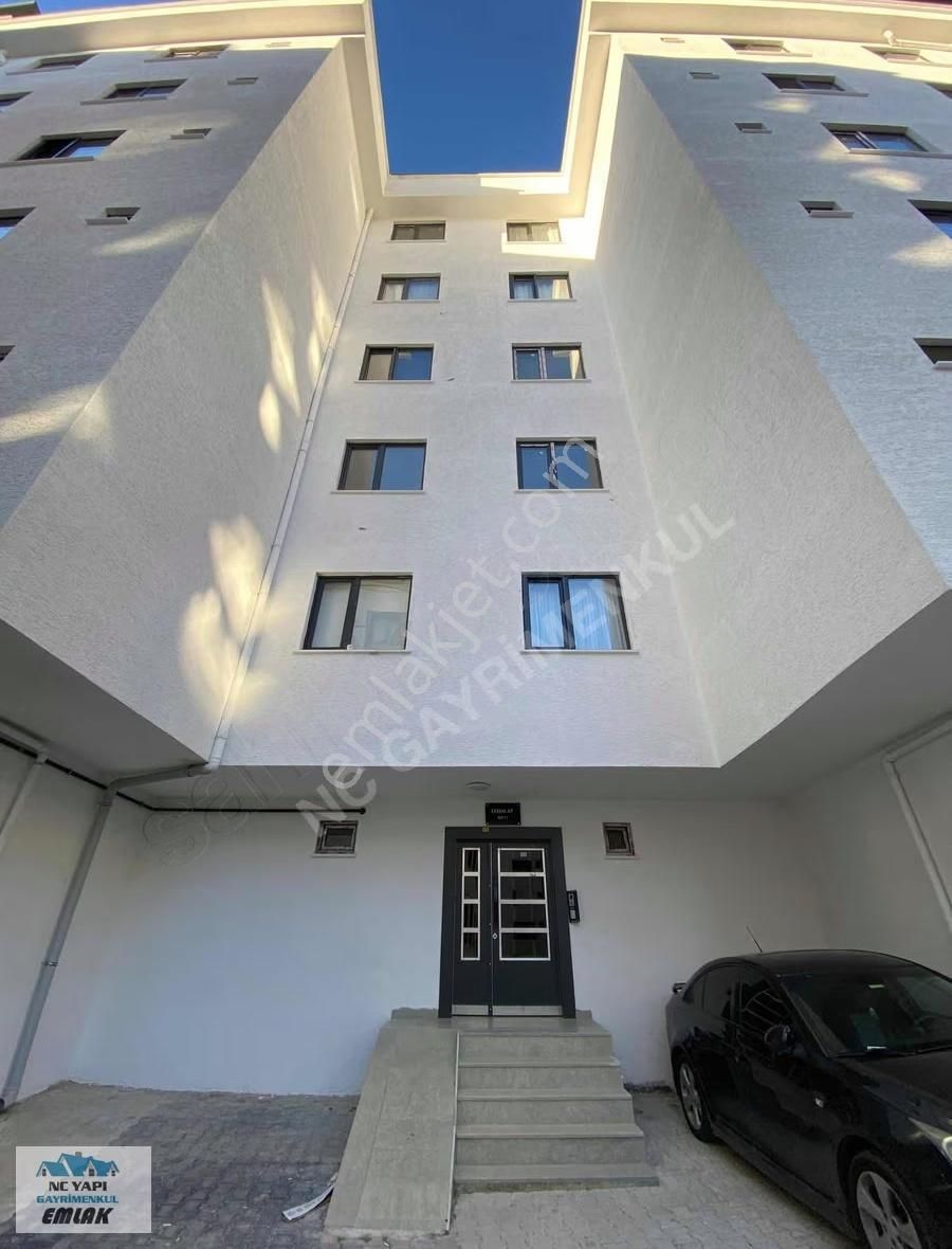 Çekmeköyde Yüksek Giriş 3 Oda 1 Salonlu - Görsel 2