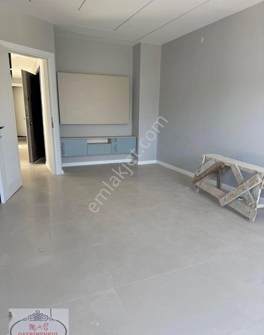 M Ş G Ayrumenkulden Kurtuluşta 3+1 Lüks Satılık Daire.... - Görsel 8