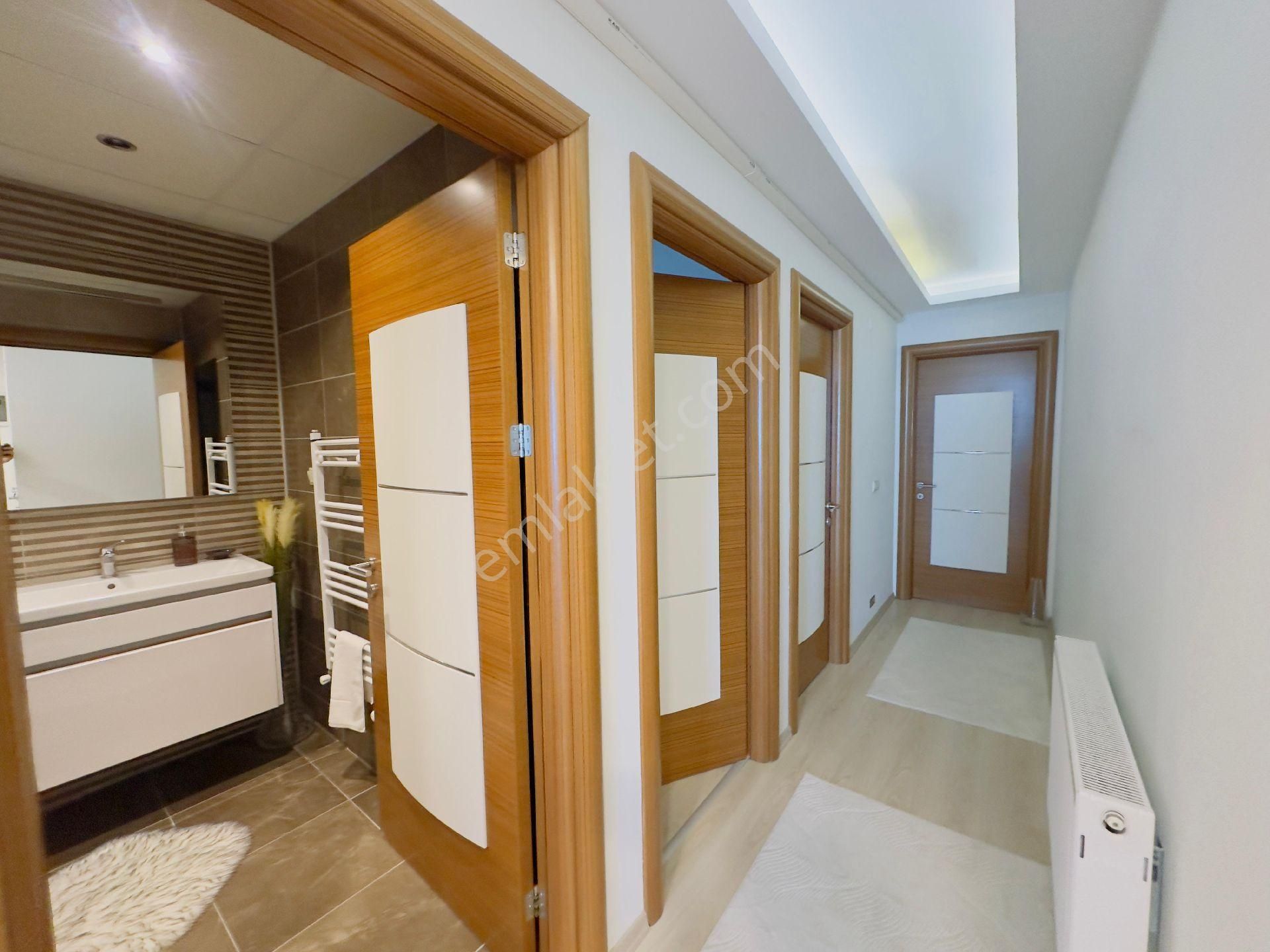 Kuşadası Ege Mah Panoramik Deniz Manzaralı Doğalgazlı Arakat Satılık 3+1 Lüx Daire - Görsel 26