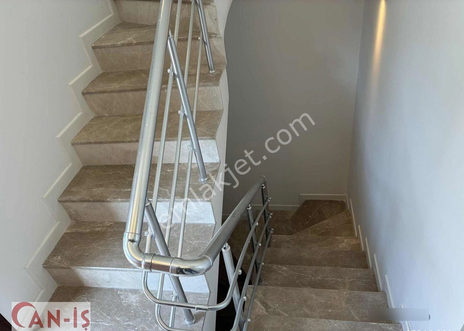 Göynük'te Büyük Balkon Ve Bahçeli Lüks Sıfır Villa - Görsel 14