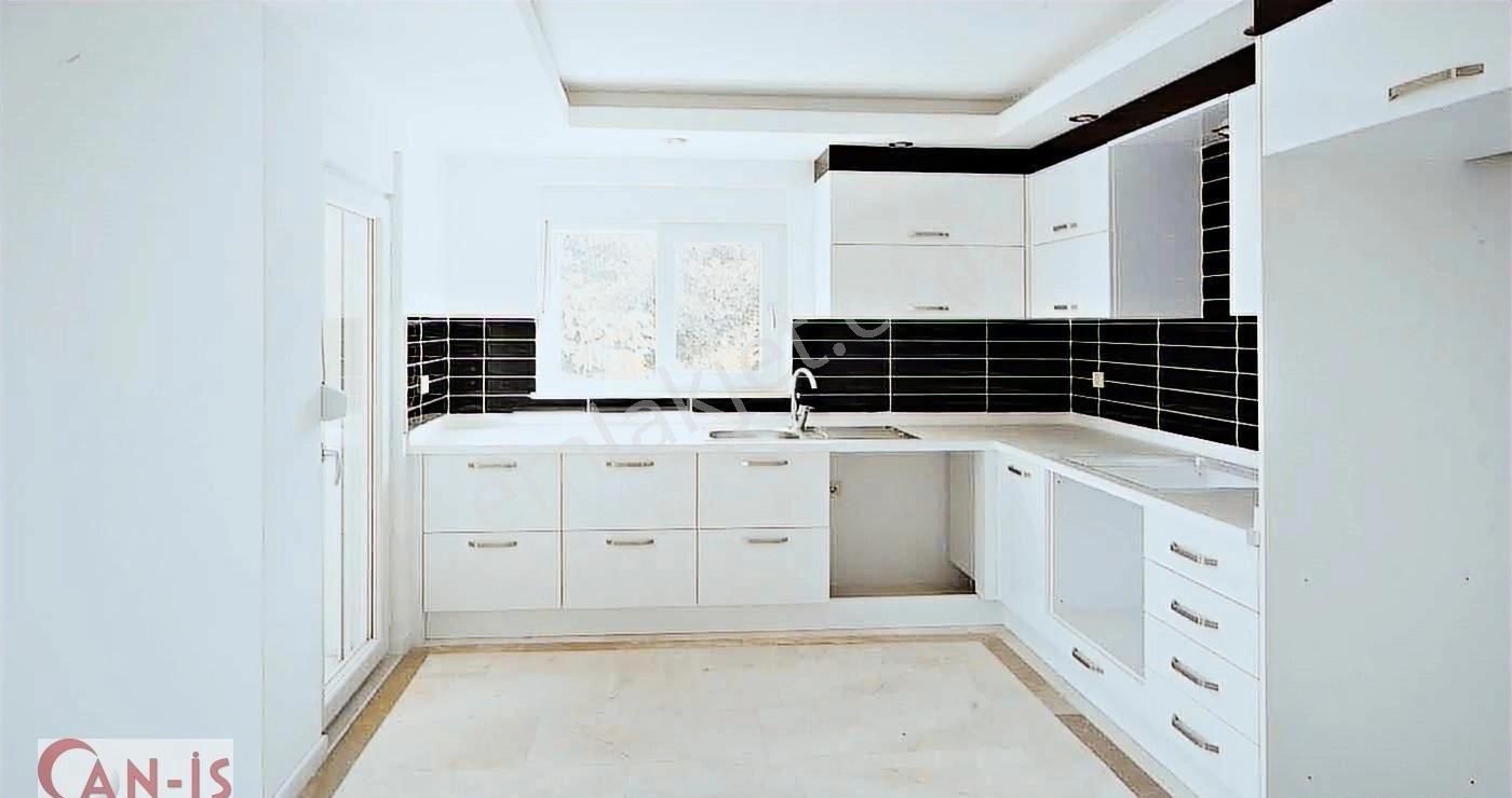 Göynük'te Büyük Balkon Ve Bahçeli Lüks Sıfır Villa - Görsel 11