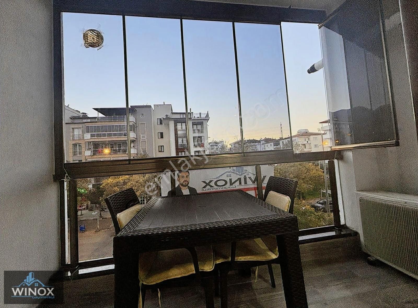 Resmi Kurumlar Yakını, Arakat Asansörlü Cam Balkonlu 1+1 Daire - Görsel 4