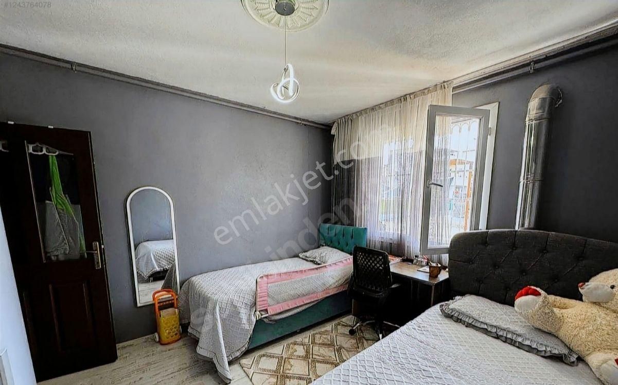 Satılık 2 Katlı Geniş Oturumlu Müstakil Ev - Görsel 13