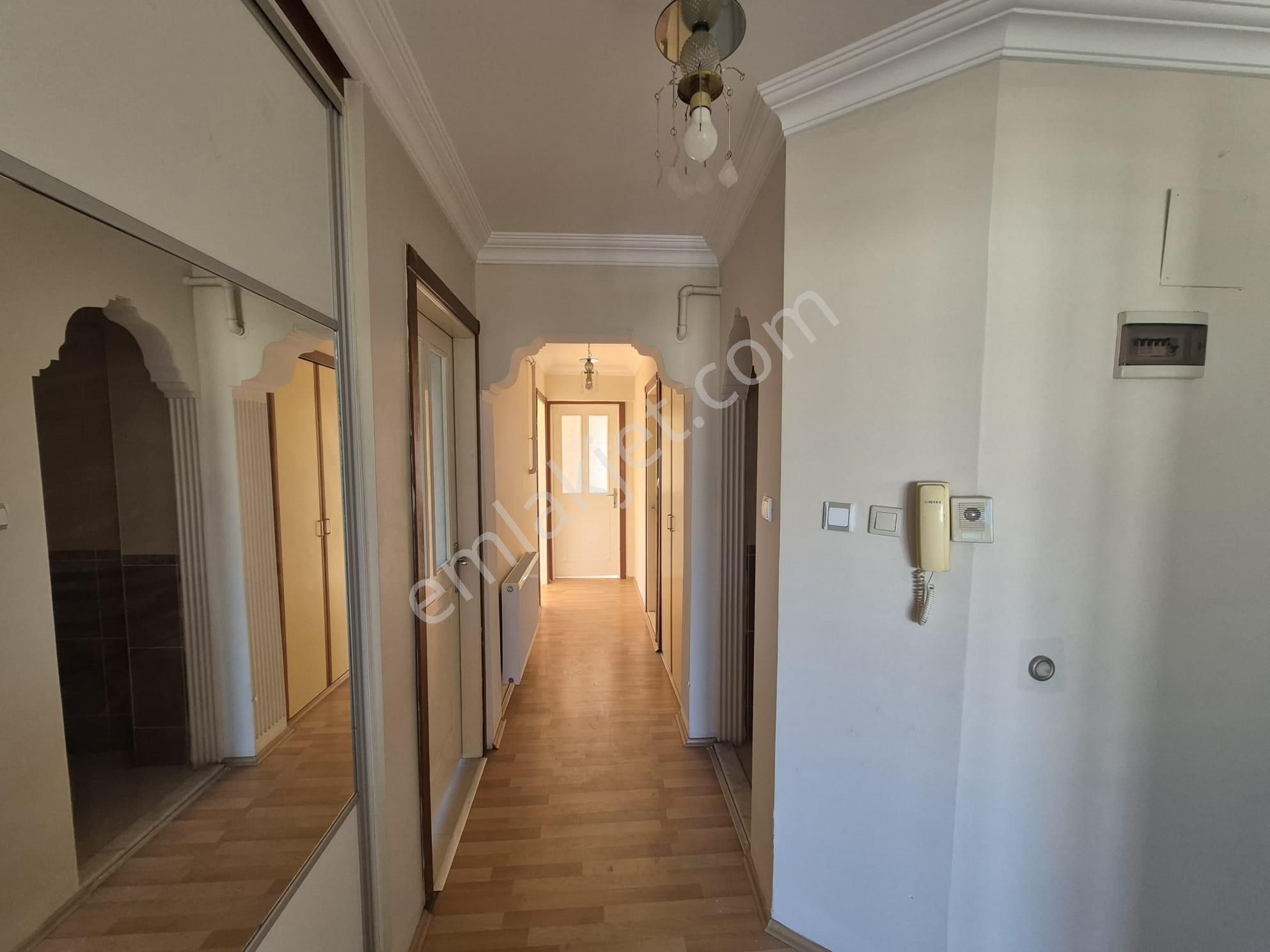 Myra Dan Kınıklı Mahallesi Nde Satılık Daire - Görsel 4