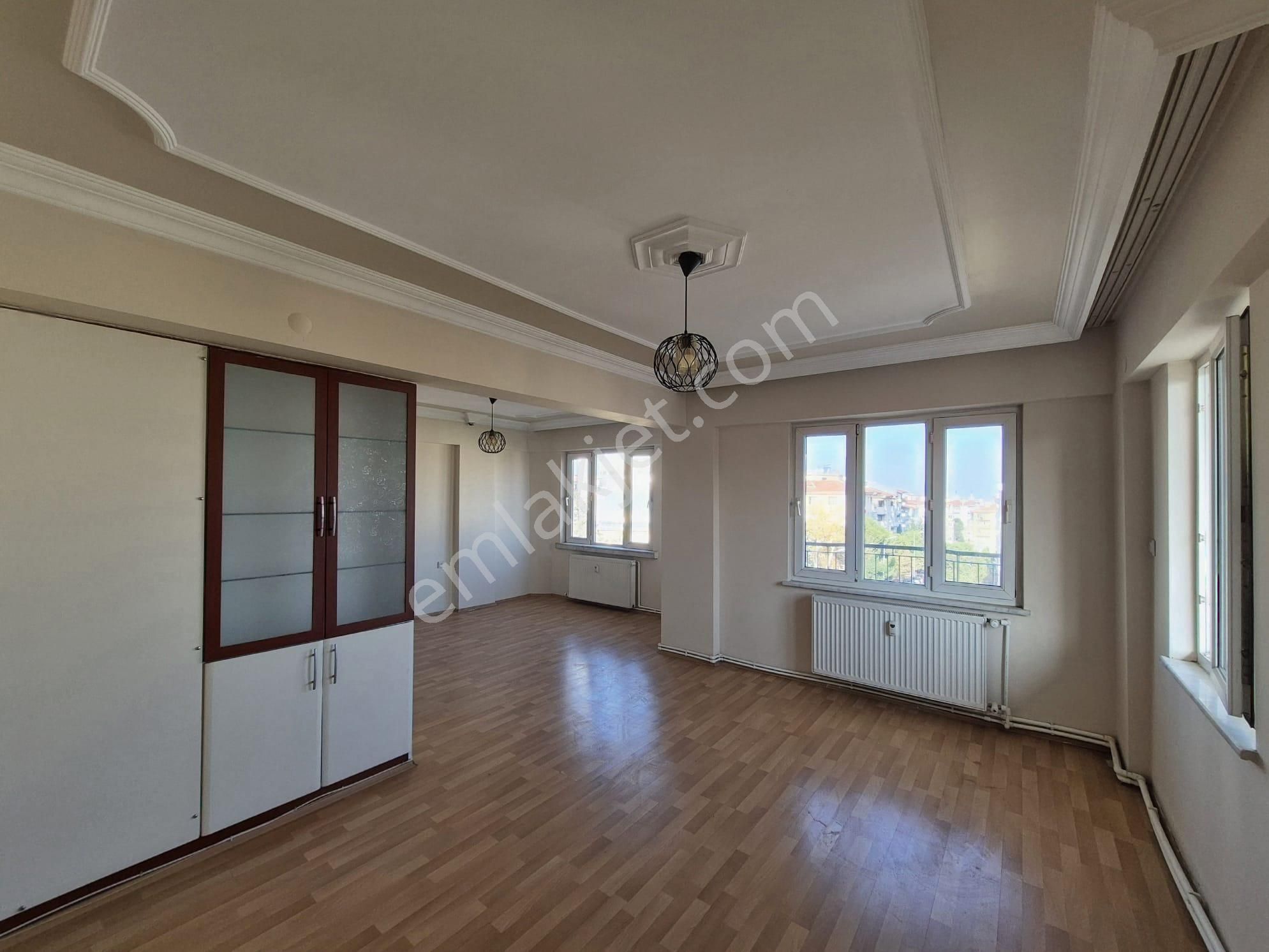 Myra Dan Kınıklı Mahallesi Nde Satılık Daire - Görsel 7