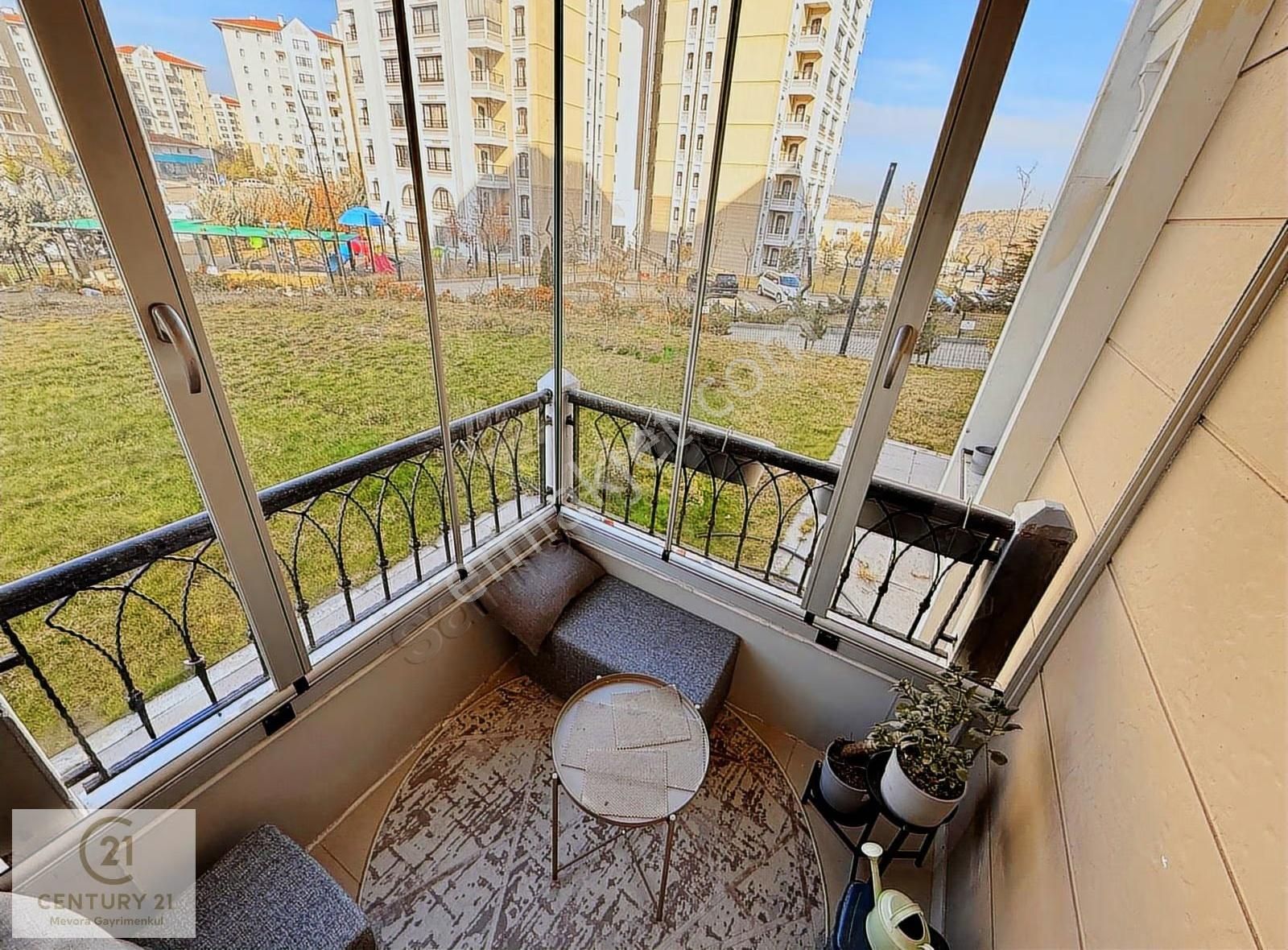 Okullar Bölgesinde Site İçerisinde Yenilenmiş Yapılı 3+1 Daire - Görsel 24