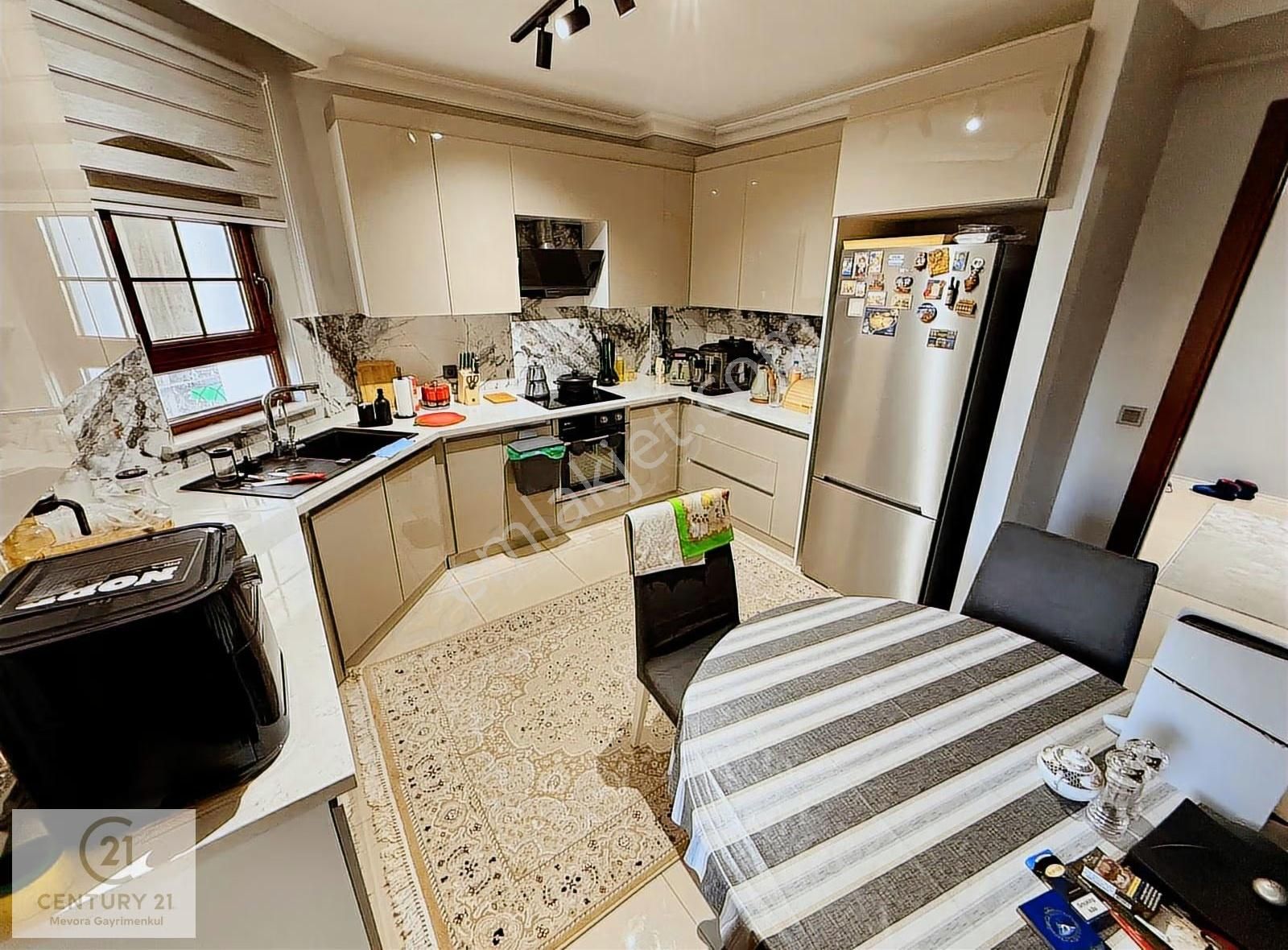 Okullar Bölgesinde Site İçerisinde Yenilenmiş Yapılı 3+1 Daire - Görsel 32