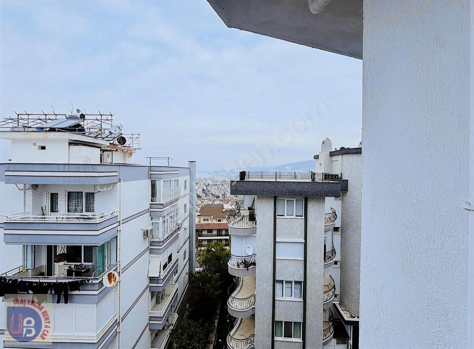 Kuşadası Full Deniz Manzaralı 2+1 Merkezi Konum Daire - Görsel 28