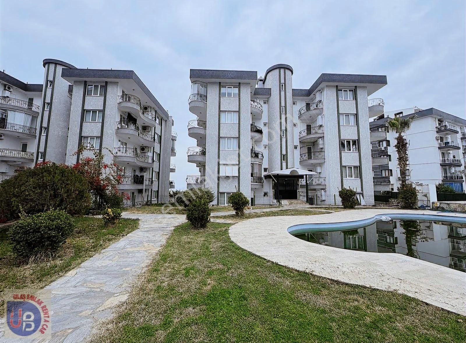 Kuşadası Full Deniz Manzaralı 2+1 Merkezi Konum Daire - Görsel 26