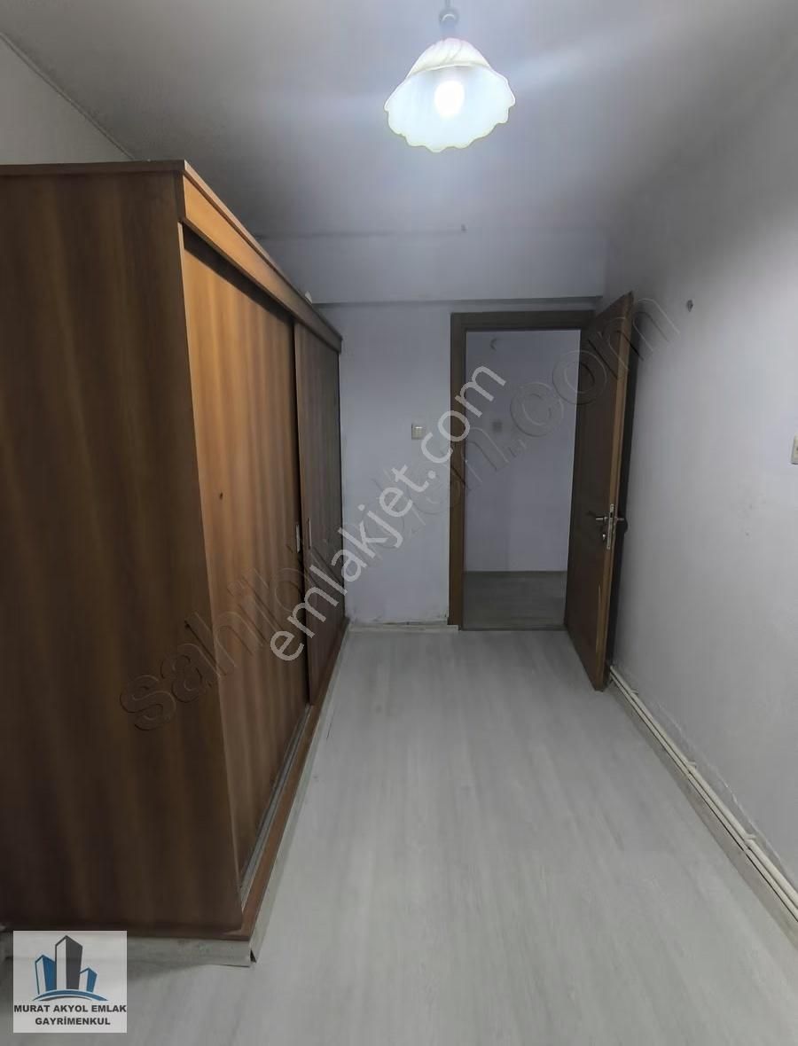 Buca İşçievleri Barış Mah.de 2+1 90m2 Doğalgazlı Satılık Daire - Görsel 2