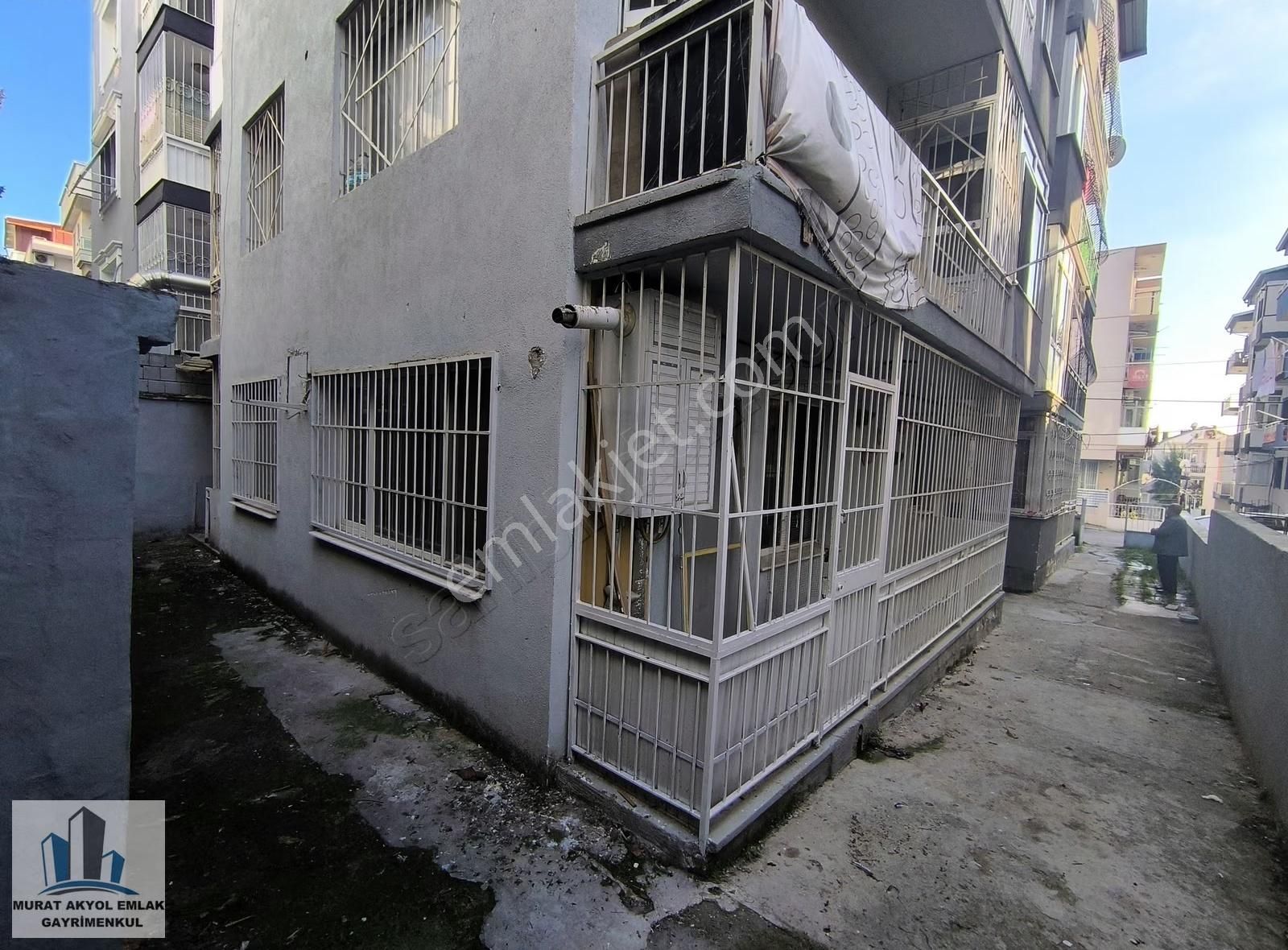 Buca İşçievleri Barış Mah.de 2+1 90m2 Doğalgazlı Satılık Daire - Görsel 13