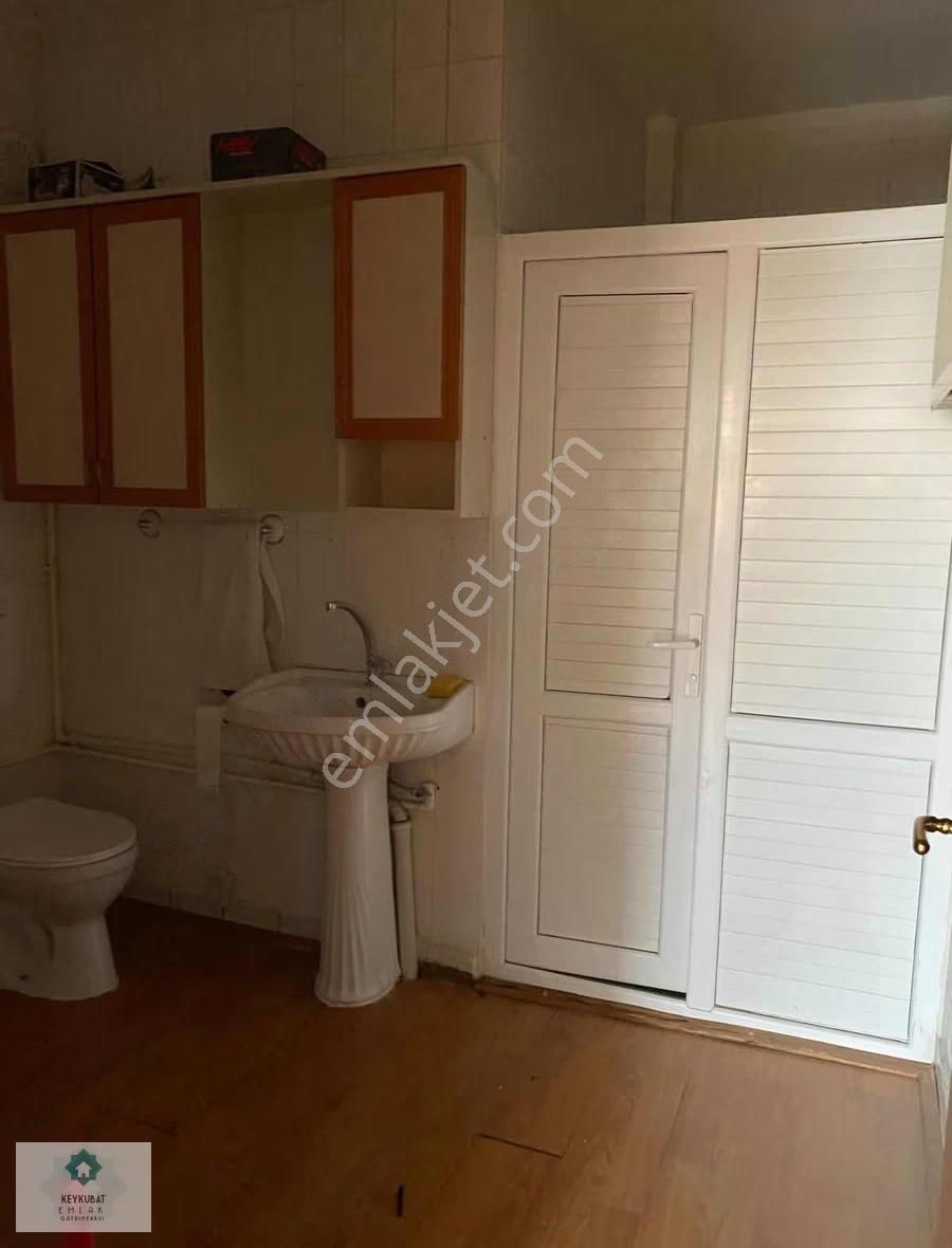 Keykubat'tan Mesaj Caddesi Üzeri Bakımlı Kiralık 3+1 Daire - Görsel 15