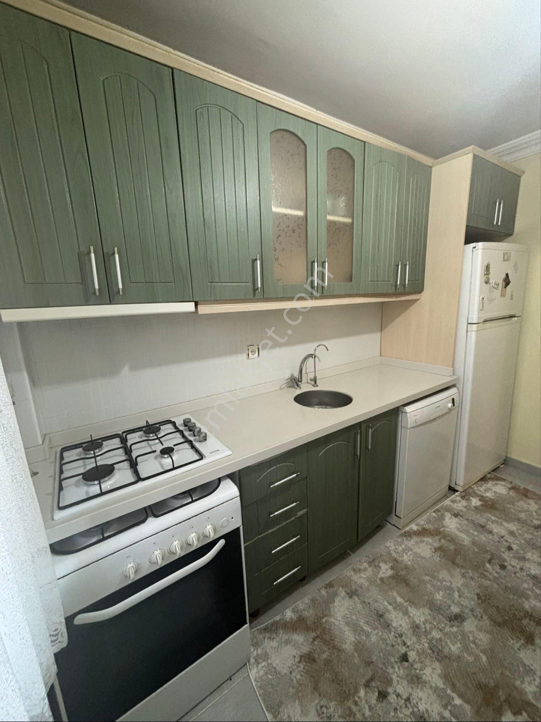 Toplu Taşıma Ve Tüm İhtiyaçlara Yakın, Ferah 2+1 Kiralık Daire - Görsel 9