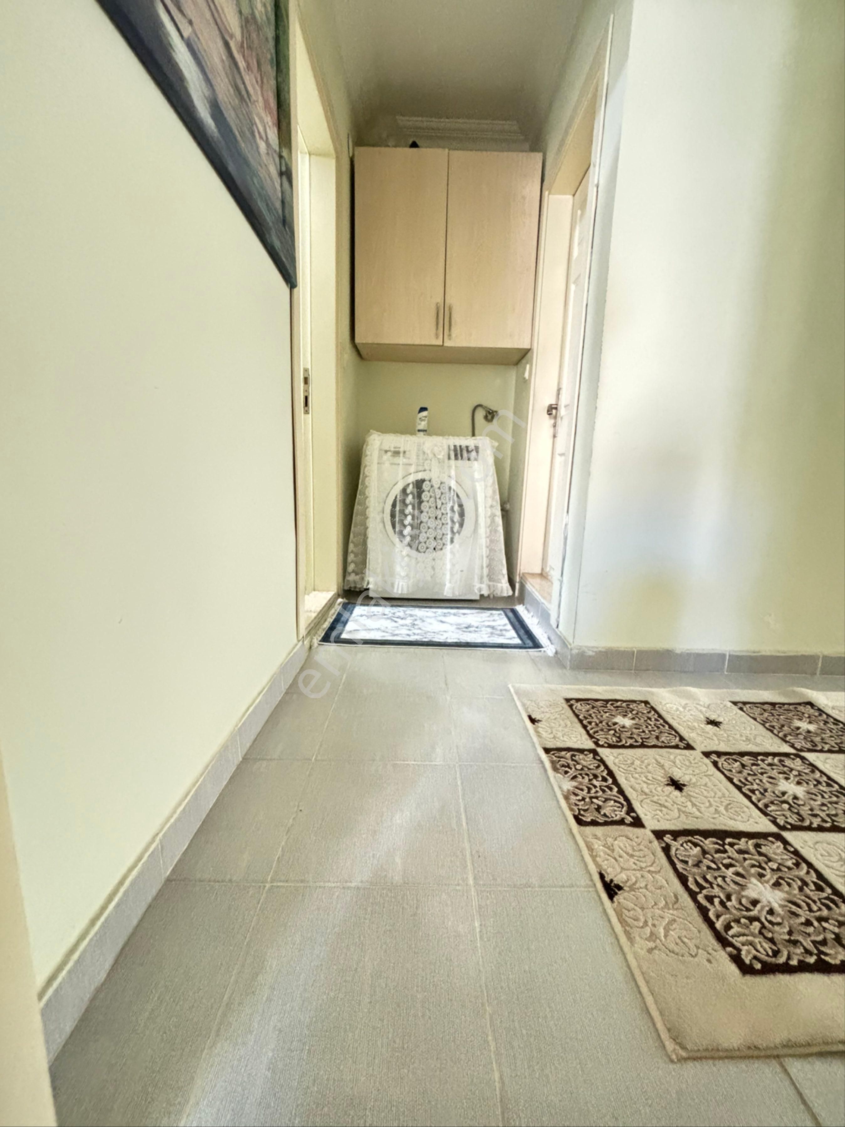 Toplu Taşıma Ve Tüm İhtiyaçlara Yakın, Ferah 2+1 Kiralık Daire - Görsel 14