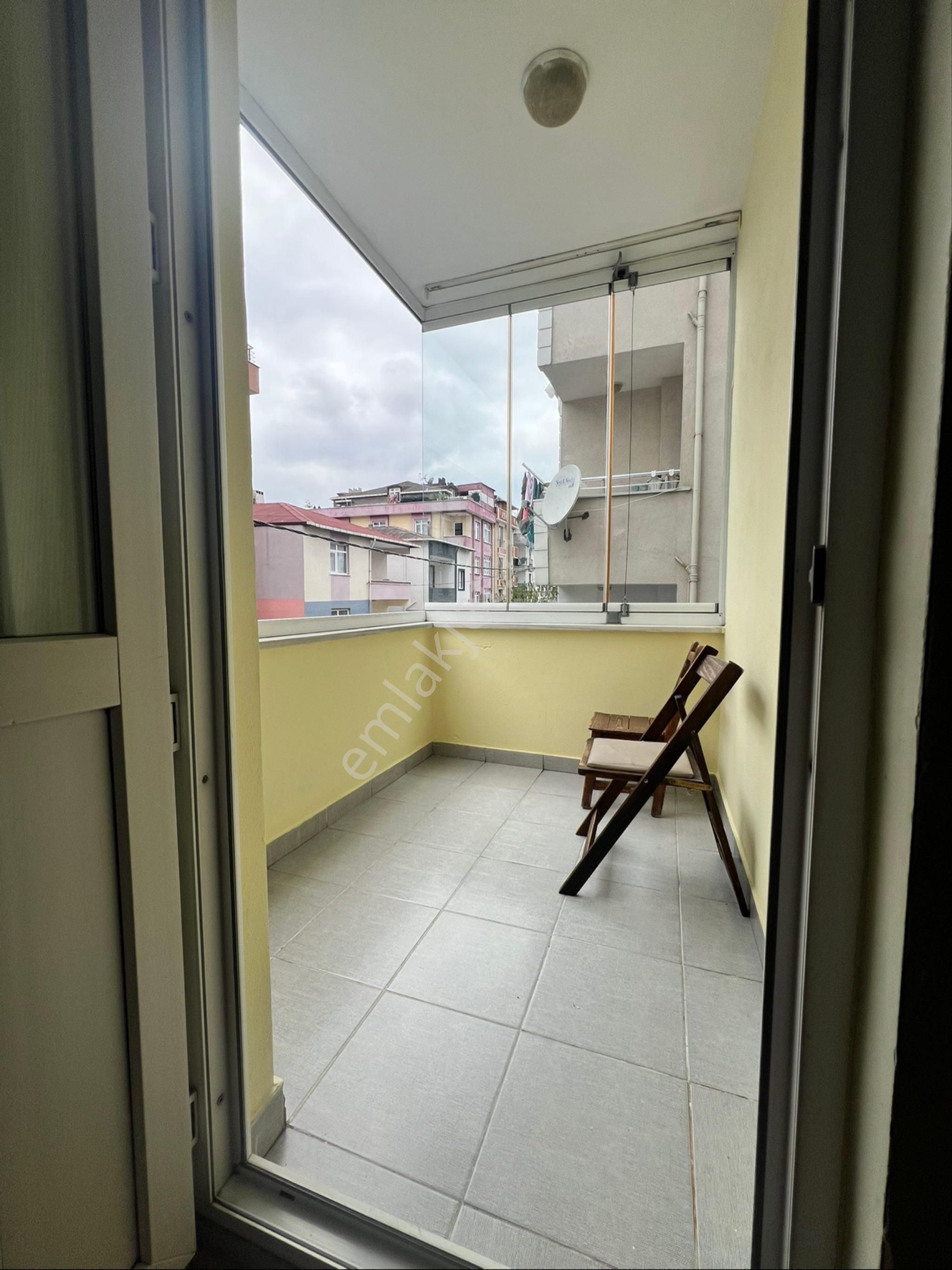 Toplu Taşıma Ve Tüm İhtiyaçlara Yakın, Ferah 2+1 Kiralık Daire - Görsel 17