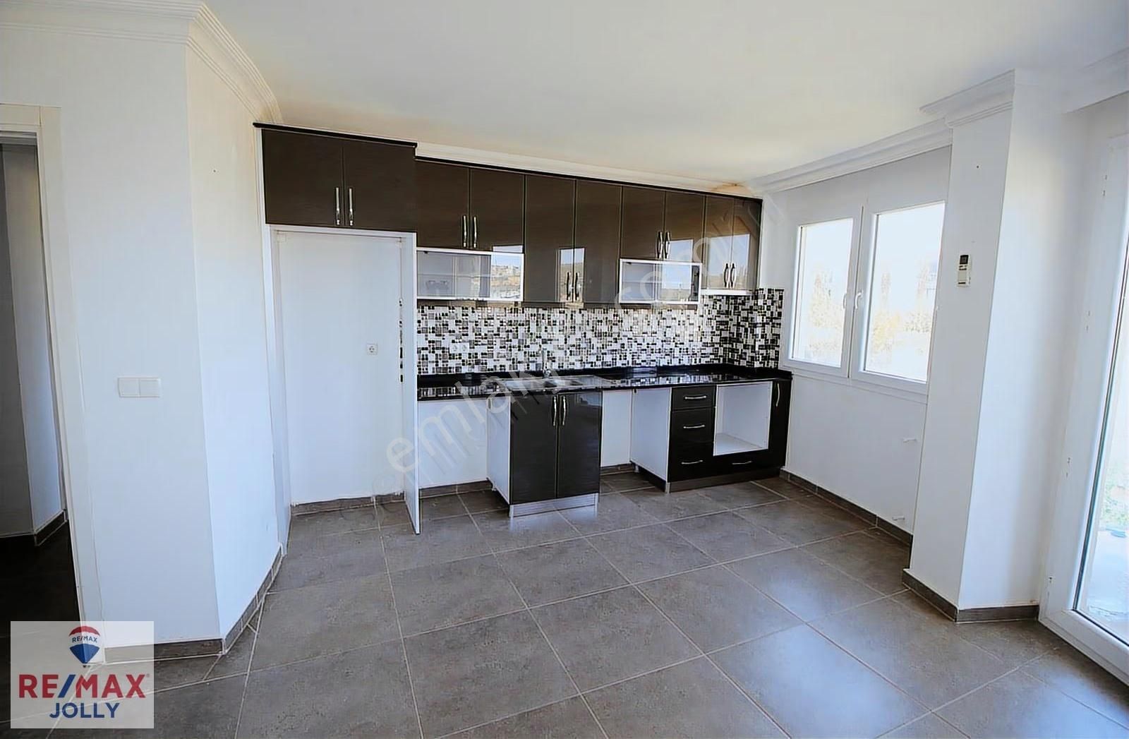 Seferihisar Sığacık Da Satılık Deniz Manzaralı 2+1 Daire !! - Görsel 27