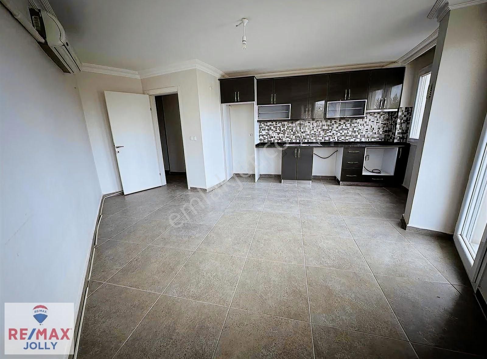 Seferihisar Sığacık Da Satılık Deniz Manzaralı 2+1 Daire !! - Görsel 5