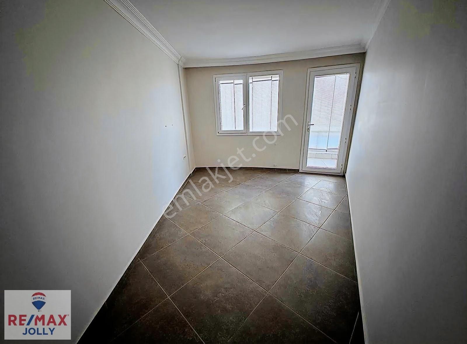 Seferihisar Sığacık Da Satılık Deniz Manzaralı 2+1 Daire !! - Görsel 4