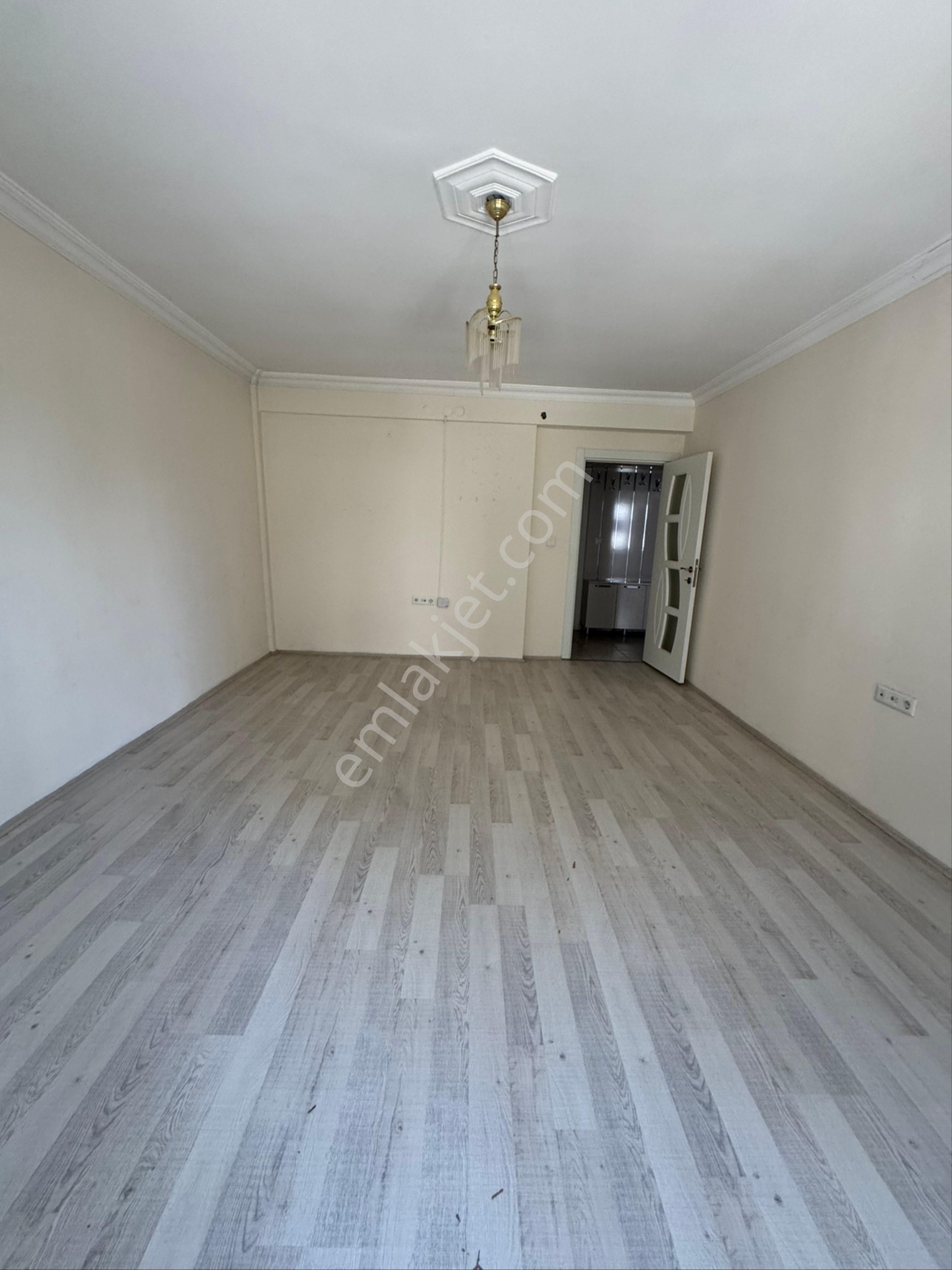 Conker İnşaat Emlak’tan Sütlüce Mahallesi 2+1 Çift Balkonlu Kiralık Daire - Görsel 9