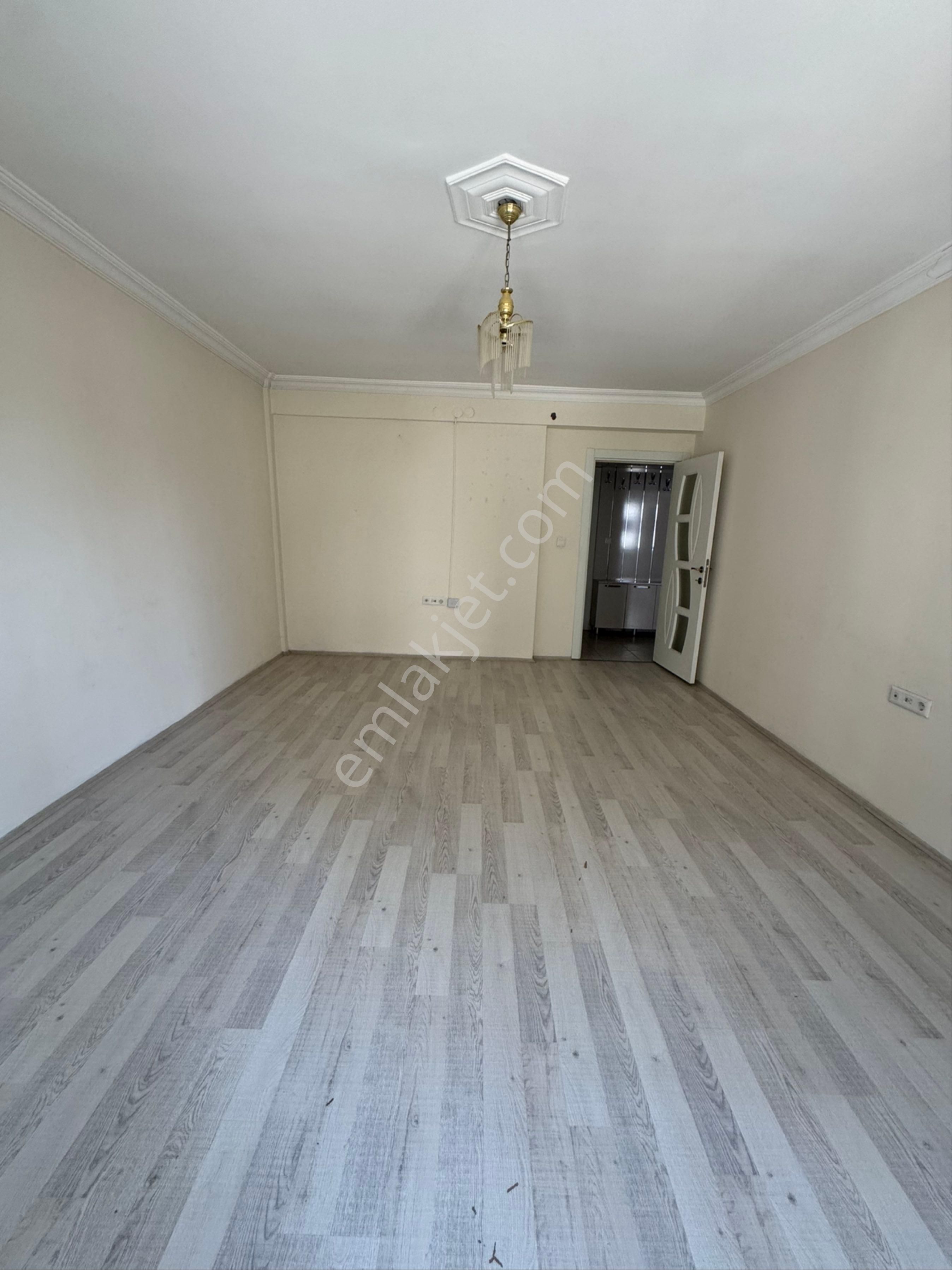 Conker İnşaat Emlak’tan Sütlüce Mahallesi 2+1 Çift Balkonlu Kiralık Daire - Görsel 5