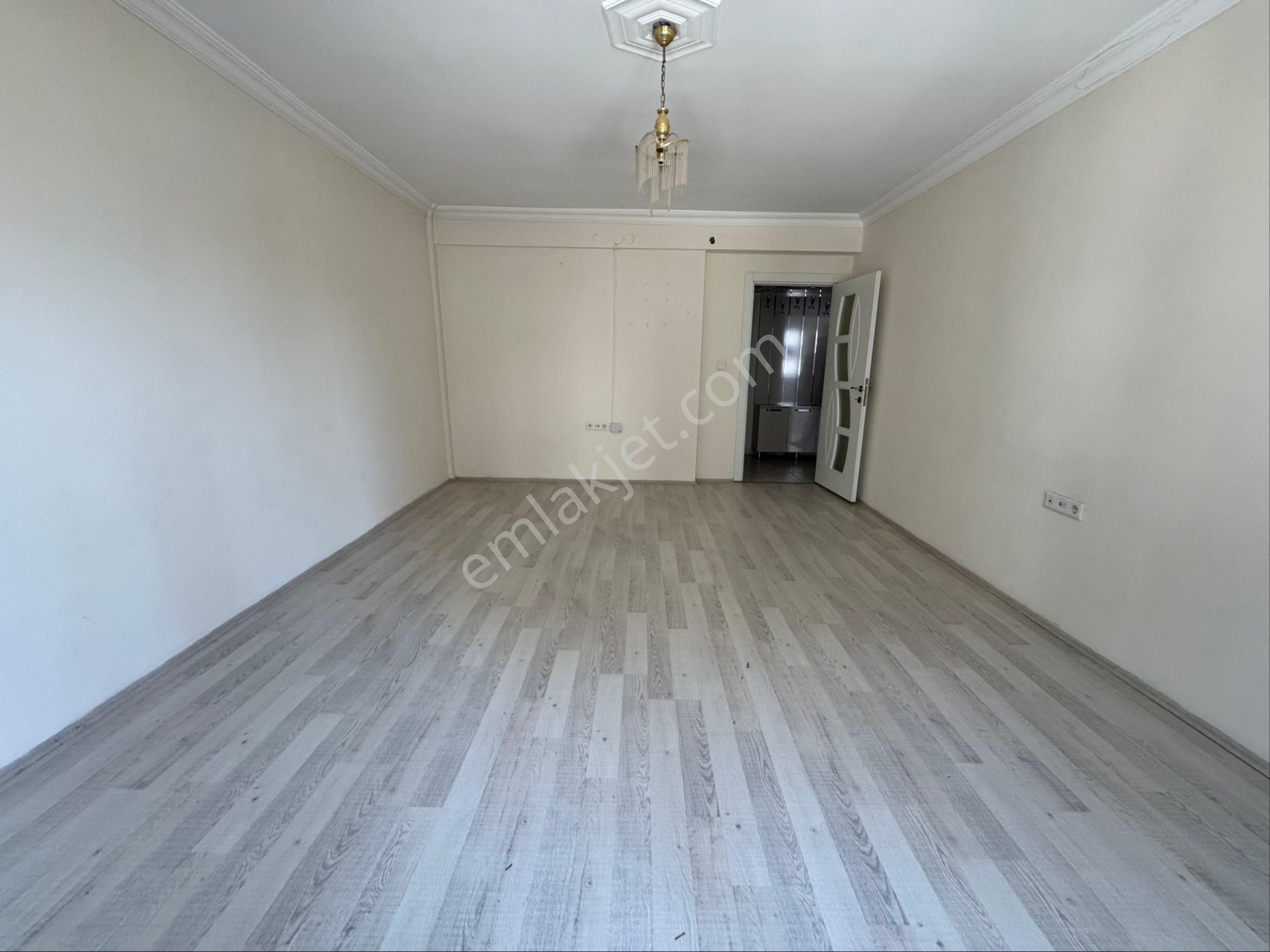 Conker İnşaat Emlak’tan Sütlüce Mahallesi 2+1 Çift Balkonlu Kiralık Daire - Görsel 3