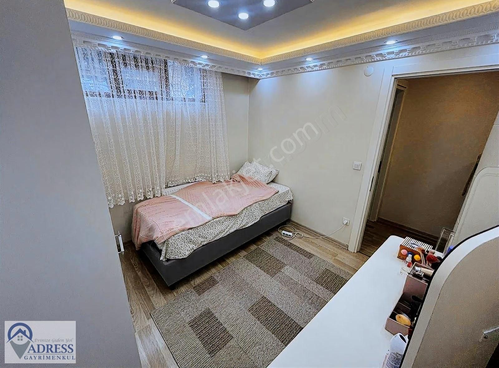 Bayrampaşa Kartaltepe Mah. İskanlı 4+1 Ters Dubleks - Görsel 16