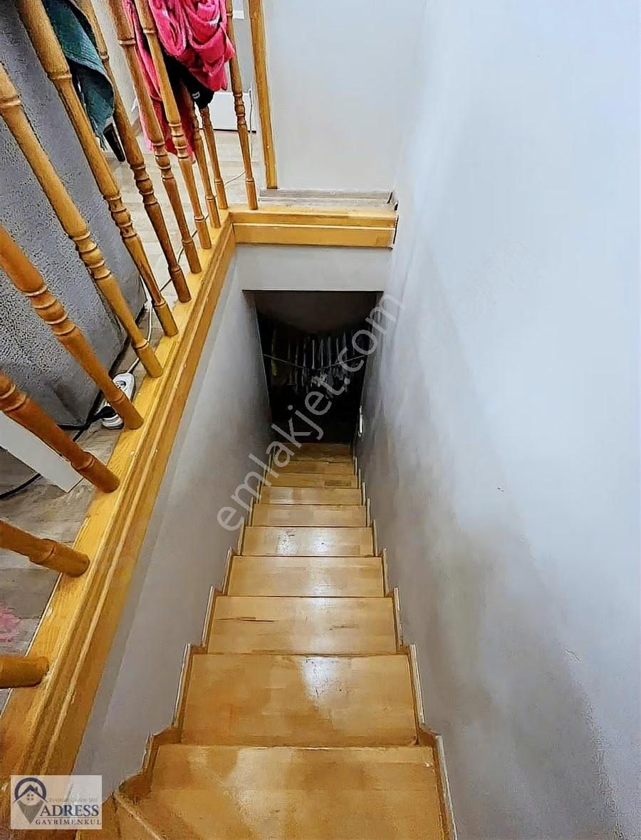 Bayrampaşa Kartaltepe Mah. İskanlı 4+1 Ters Dubleks - Görsel 13