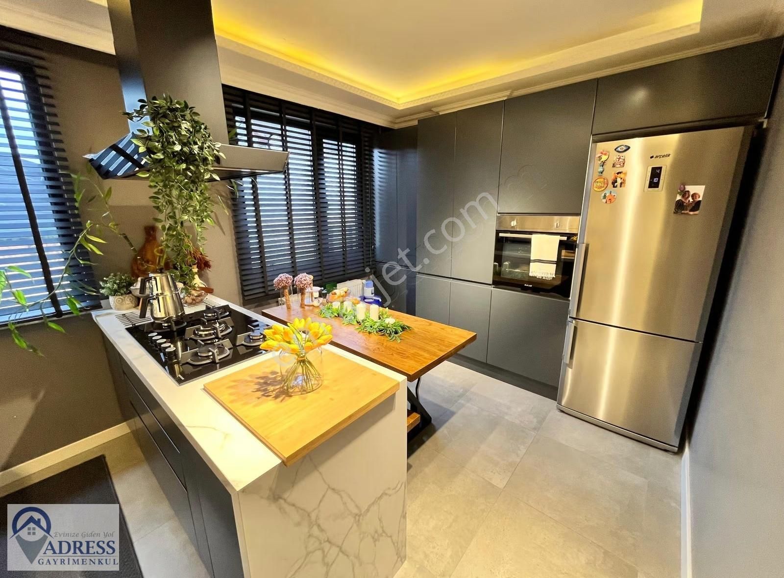 Çekmeköy Mimar Sinan Mah. Özel Dekore Edilmiş Dubleks Daire - Görsel 5