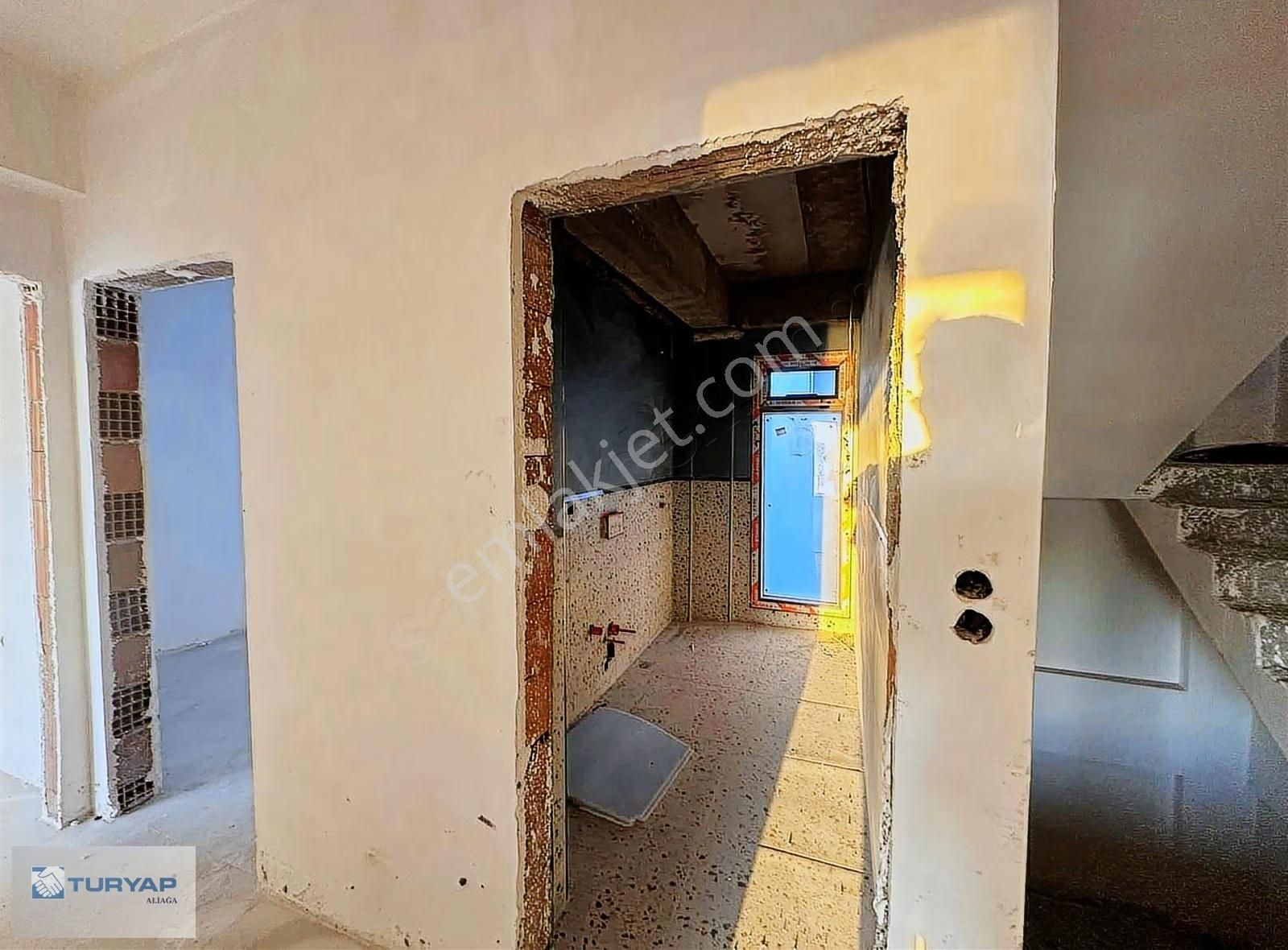 İzmir Şakranda Denize Sıfır Tripleks Villa - Görsel 26