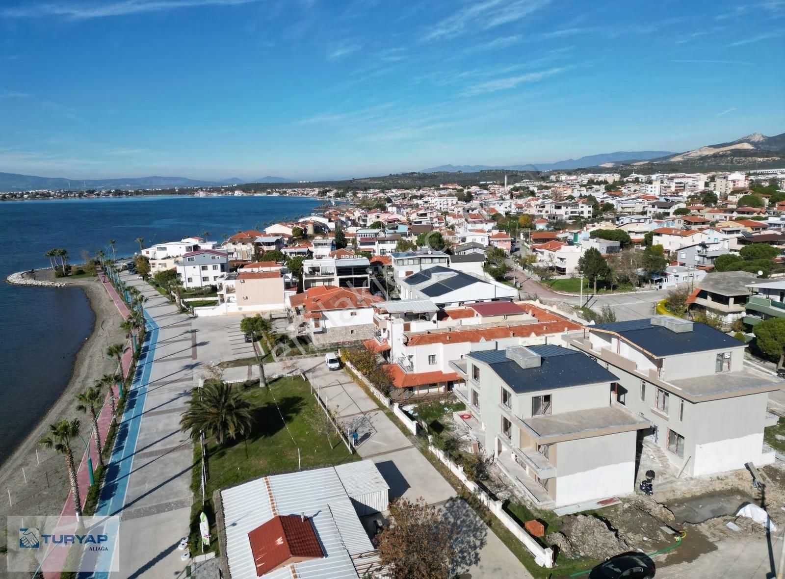 İzmir Şakranda Denize Sıfır Tripleks Villa - Görsel 19