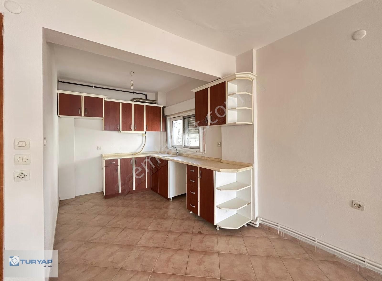 Sayfiye Mh.de Deniz Manzaralı Kiralık 3+1 Daire - Görsel 2