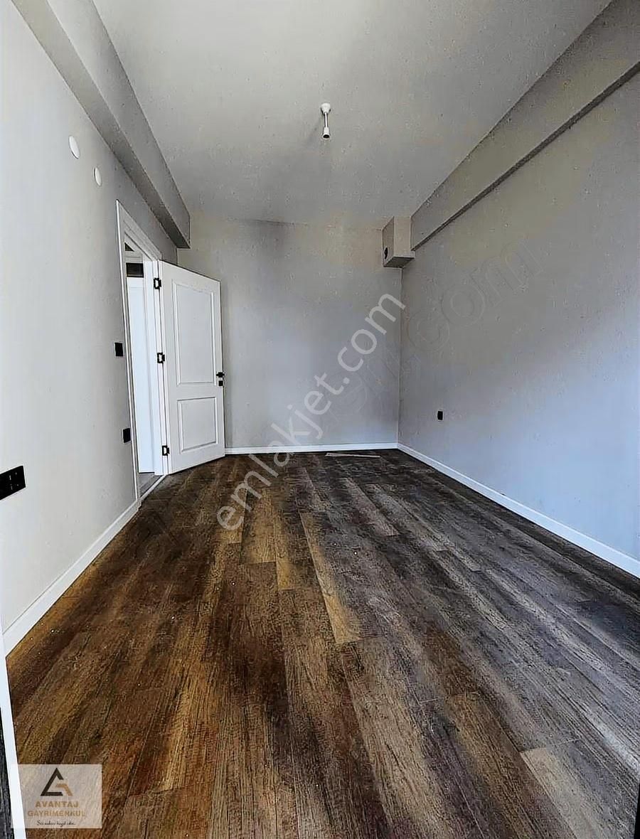 Bulvara 2.bina Havuzlu Site İçi Lüks 1+1 - Görsel 3