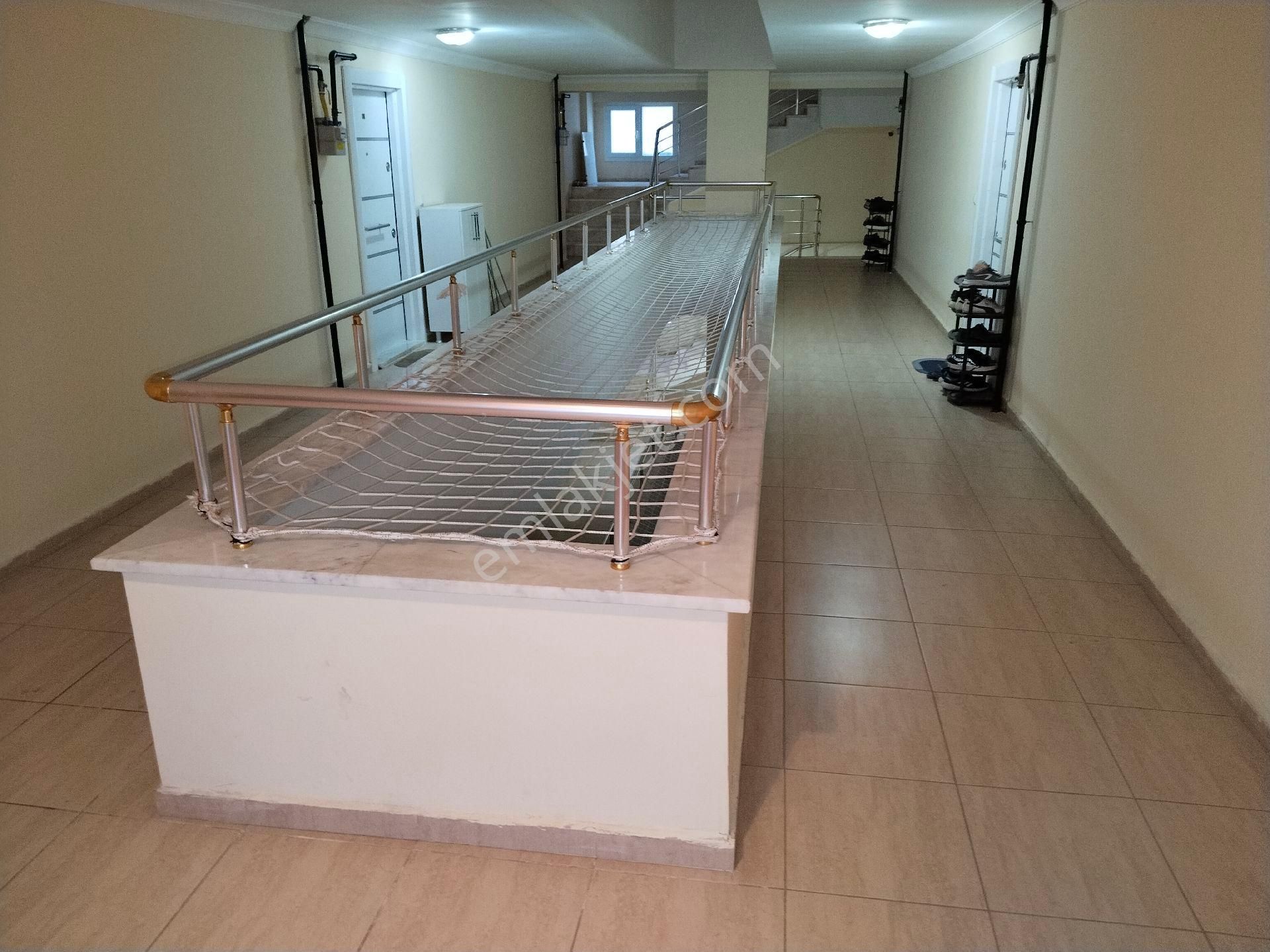 Berkay Emlaktan Yeşil Mahallede Kiralık 1+1 Daire - Görsel 16