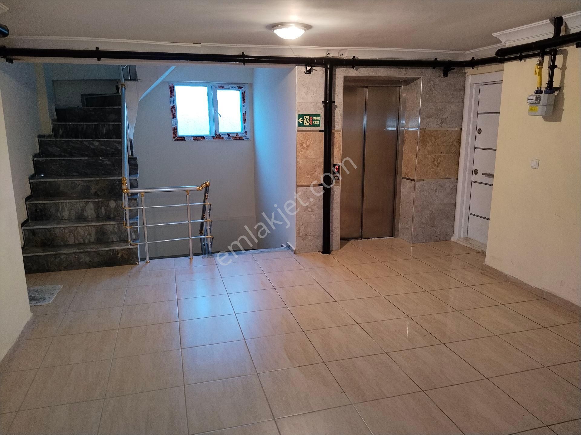 Berkay Emlaktan Yeşil Mahallede Kiralık 1+1 Daire - Görsel 13