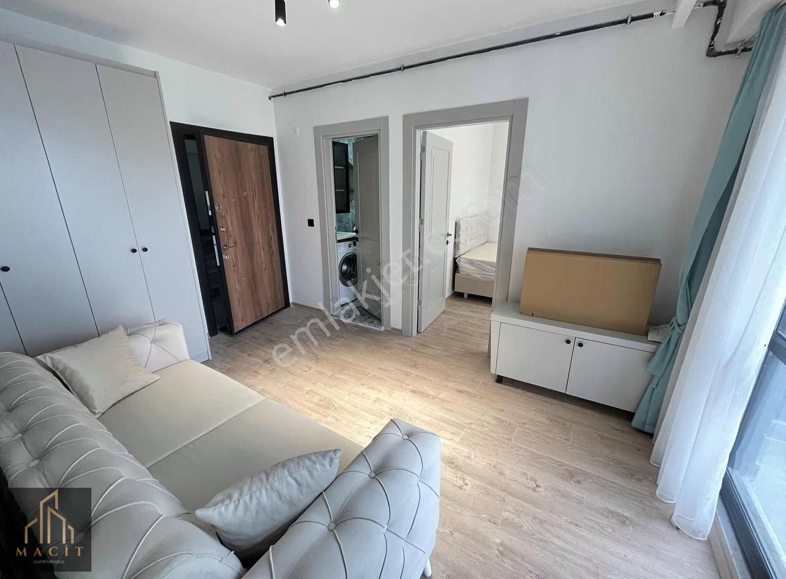 Macit'den Görükle'de Cadde Üzeri Sıfır 1+1 Eşyalı Arakat Daire - Görsel 28