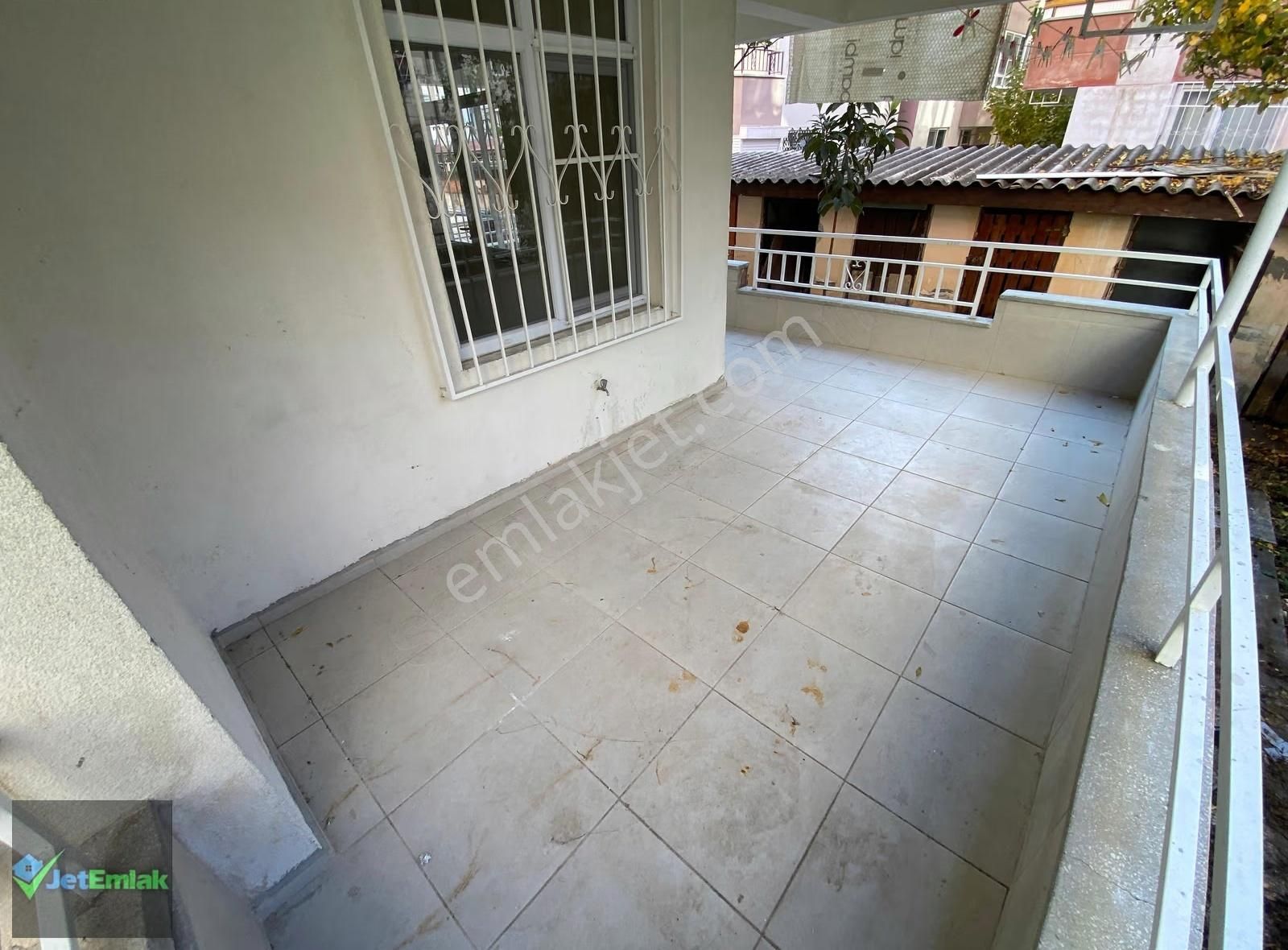 Akçay Merkezde Yüksek Giriş Öncephe Geniş Balkonlu Kiralık Daire - Görsel 21