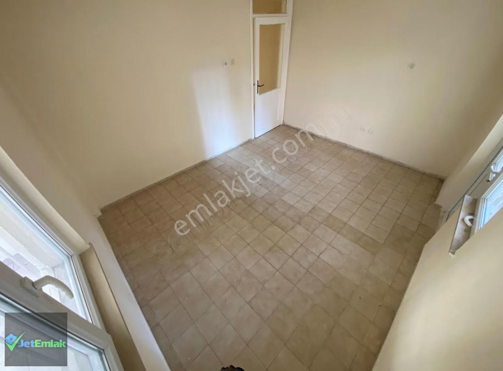 Akçay Merkezde Yüksek Giriş Öncephe Geniş Balkonlu Kiralık Daire - Görsel 31