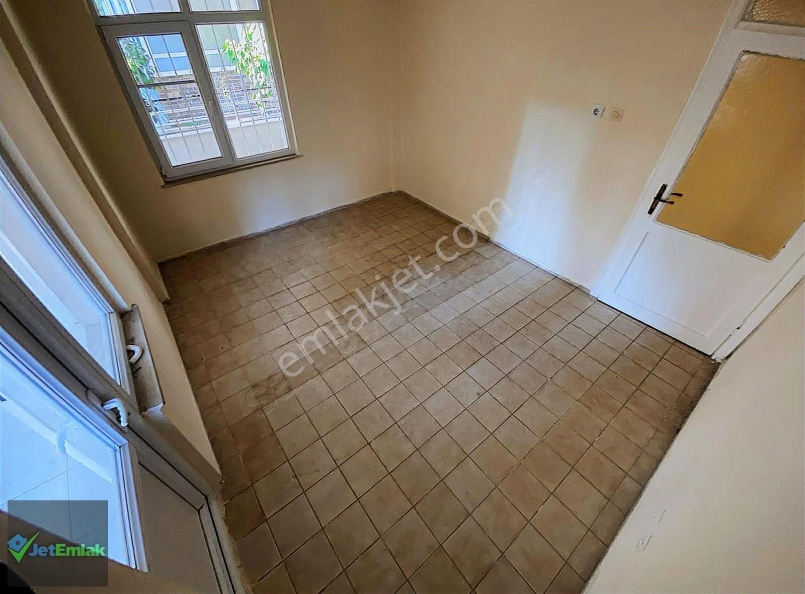 Akçay Merkezde Yüksek Giriş Öncephe Geniş Balkonlu Kiralık Daire - Görsel 28